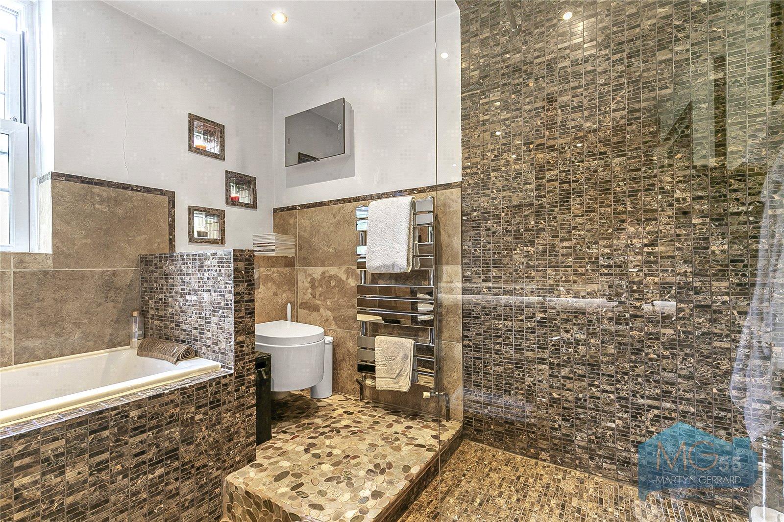 3 bedroom Apartment for sale - Martyn Gerrard
