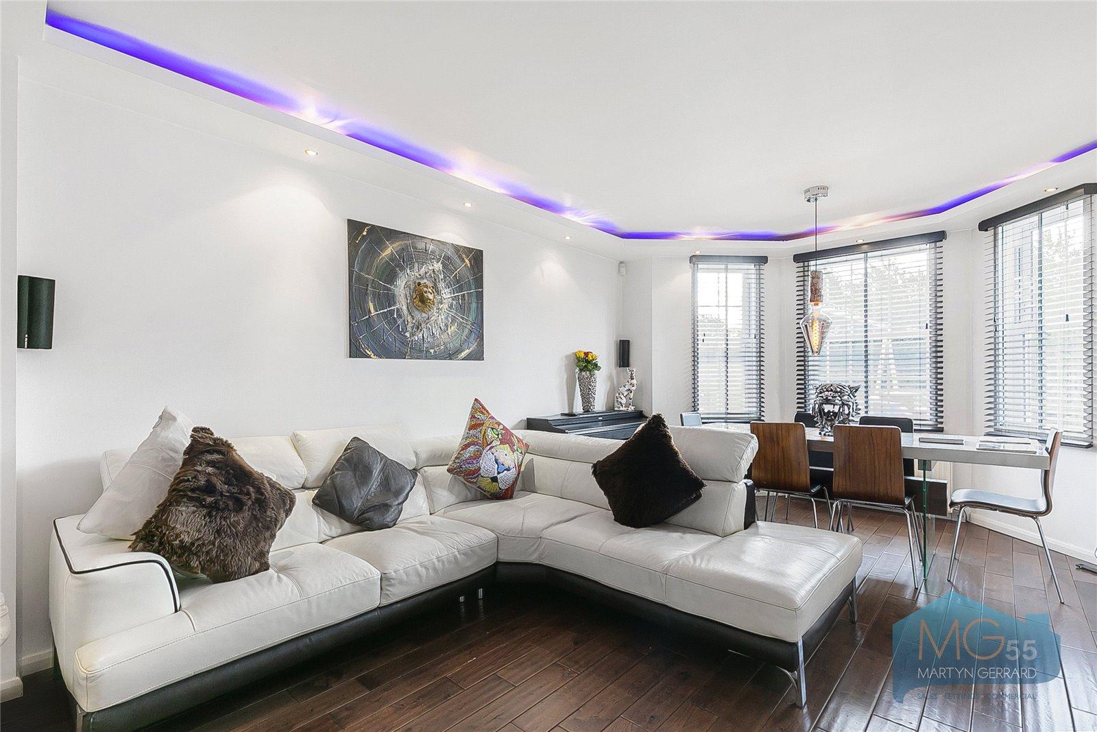 3 bedroom Apartment for sale - Martyn Gerrard