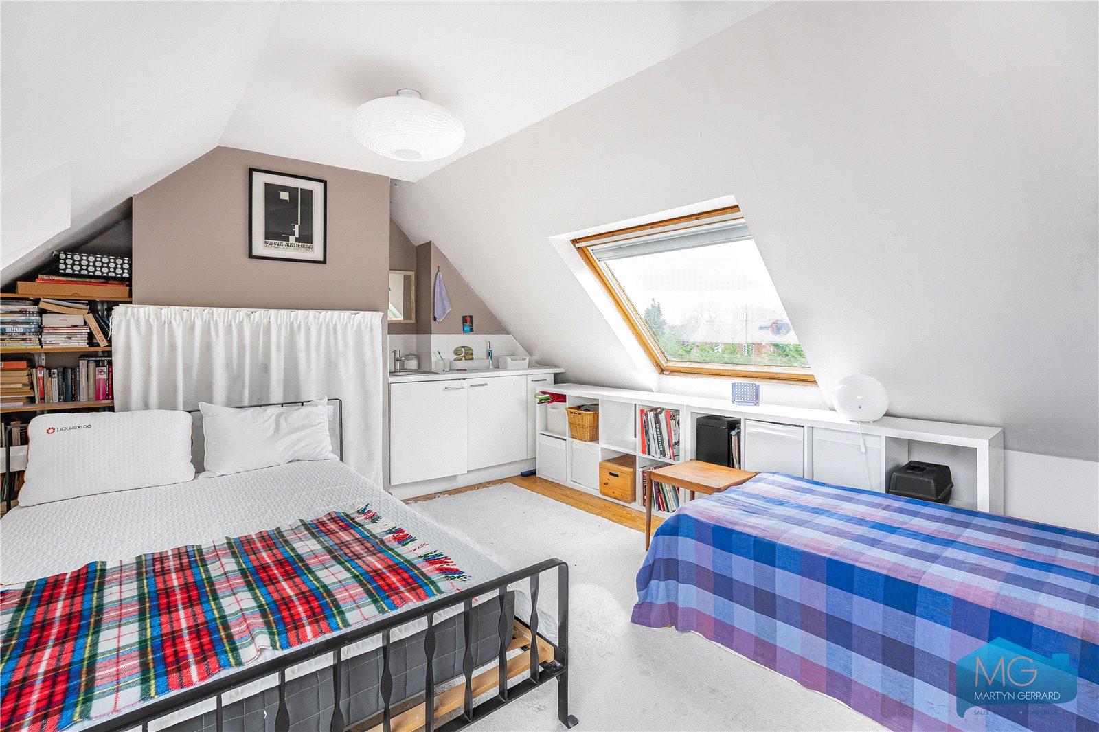 4 bedroom Semi-Detached House for sale - Martyn Gerrard