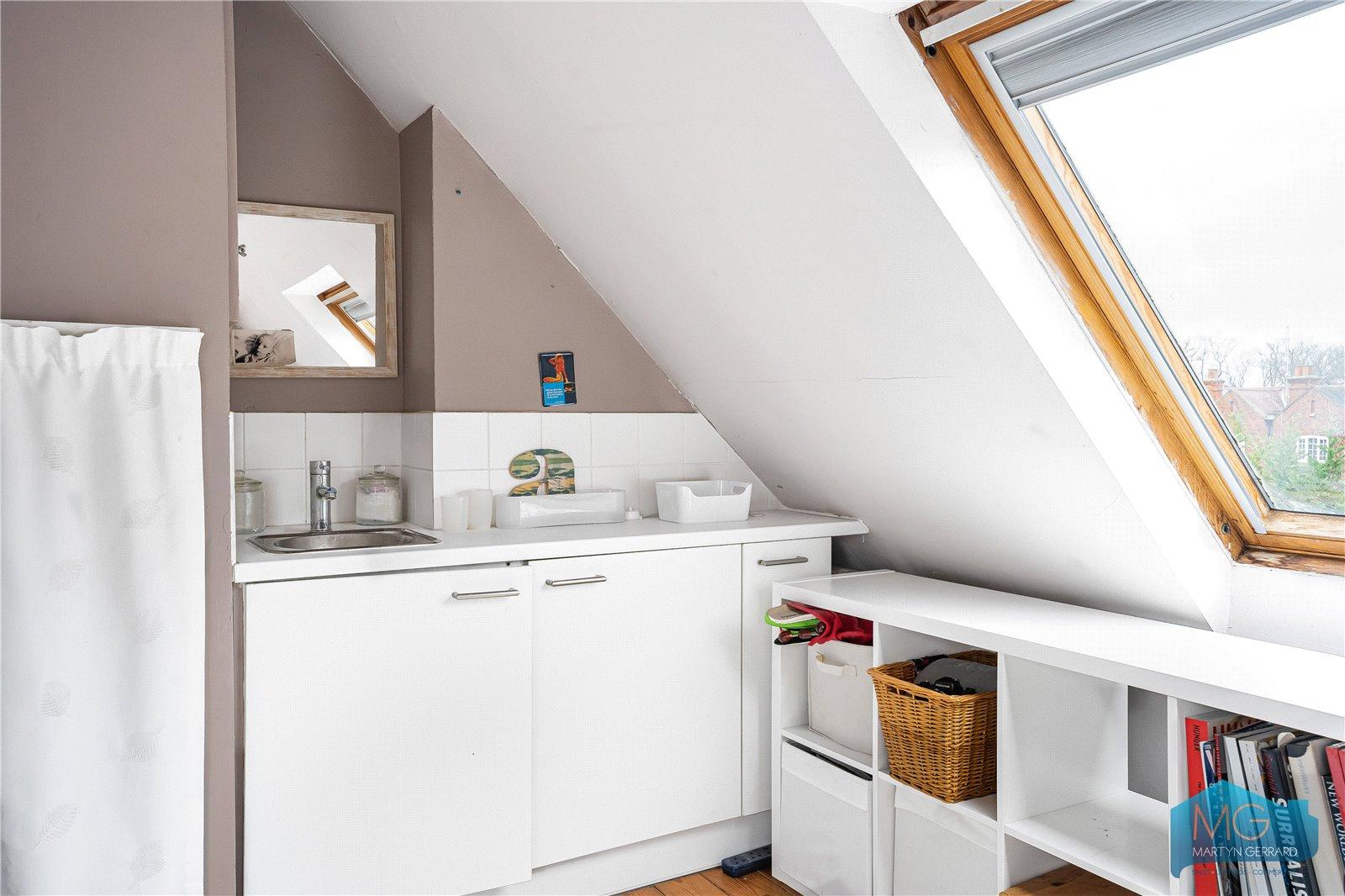 4 bedroom Semi-Detached House for sale - Martyn Gerrard