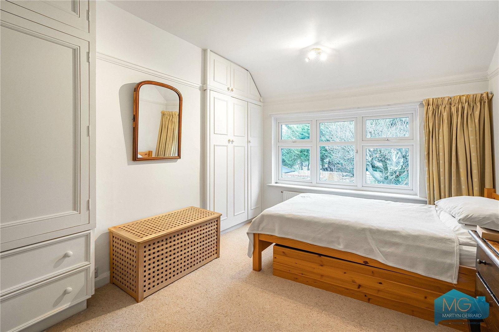 4 bedroom Semi-Detached House for sale - Martyn Gerrard
