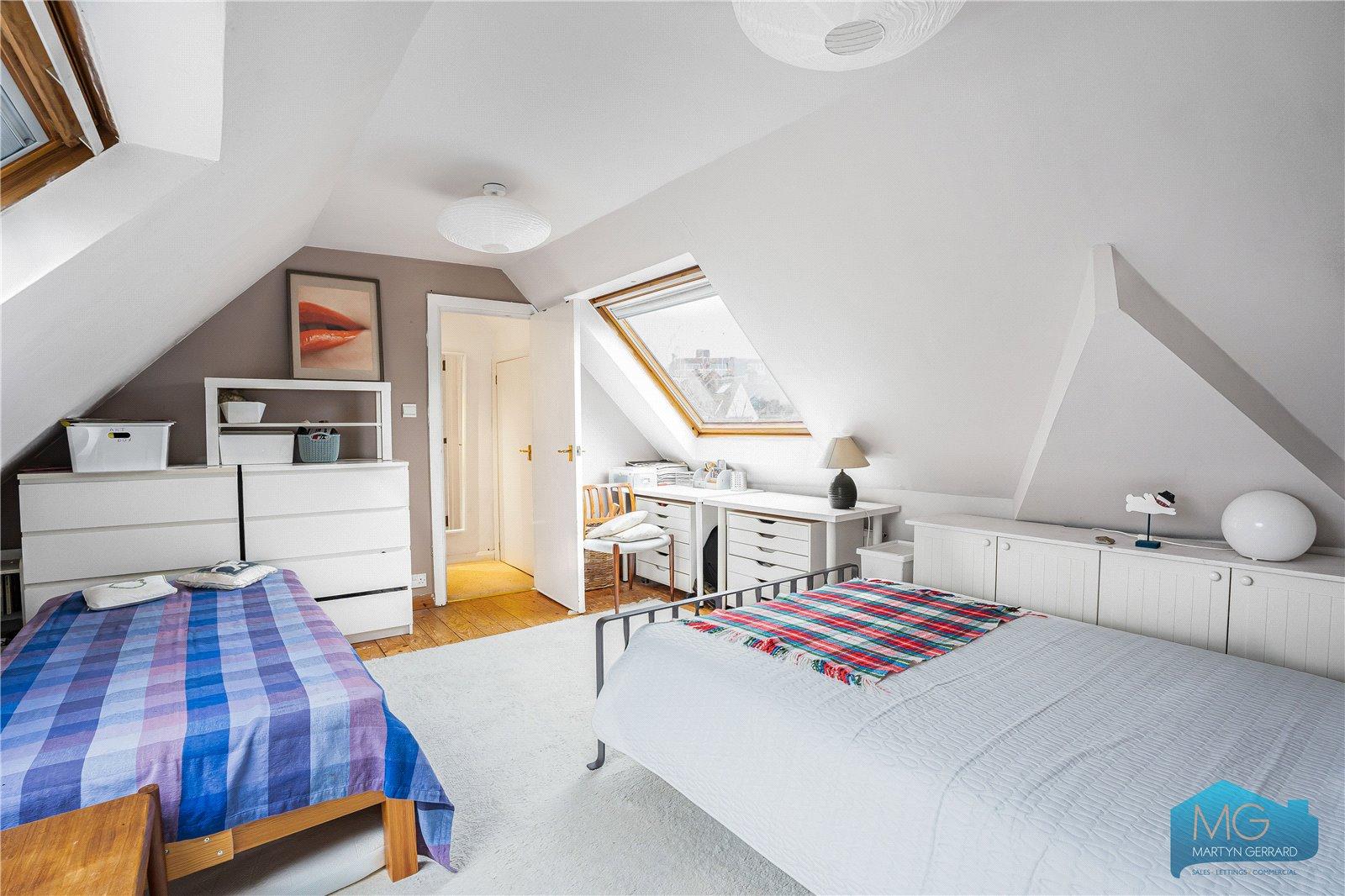 4 bedroom Semi-Detached House for sale - Martyn Gerrard