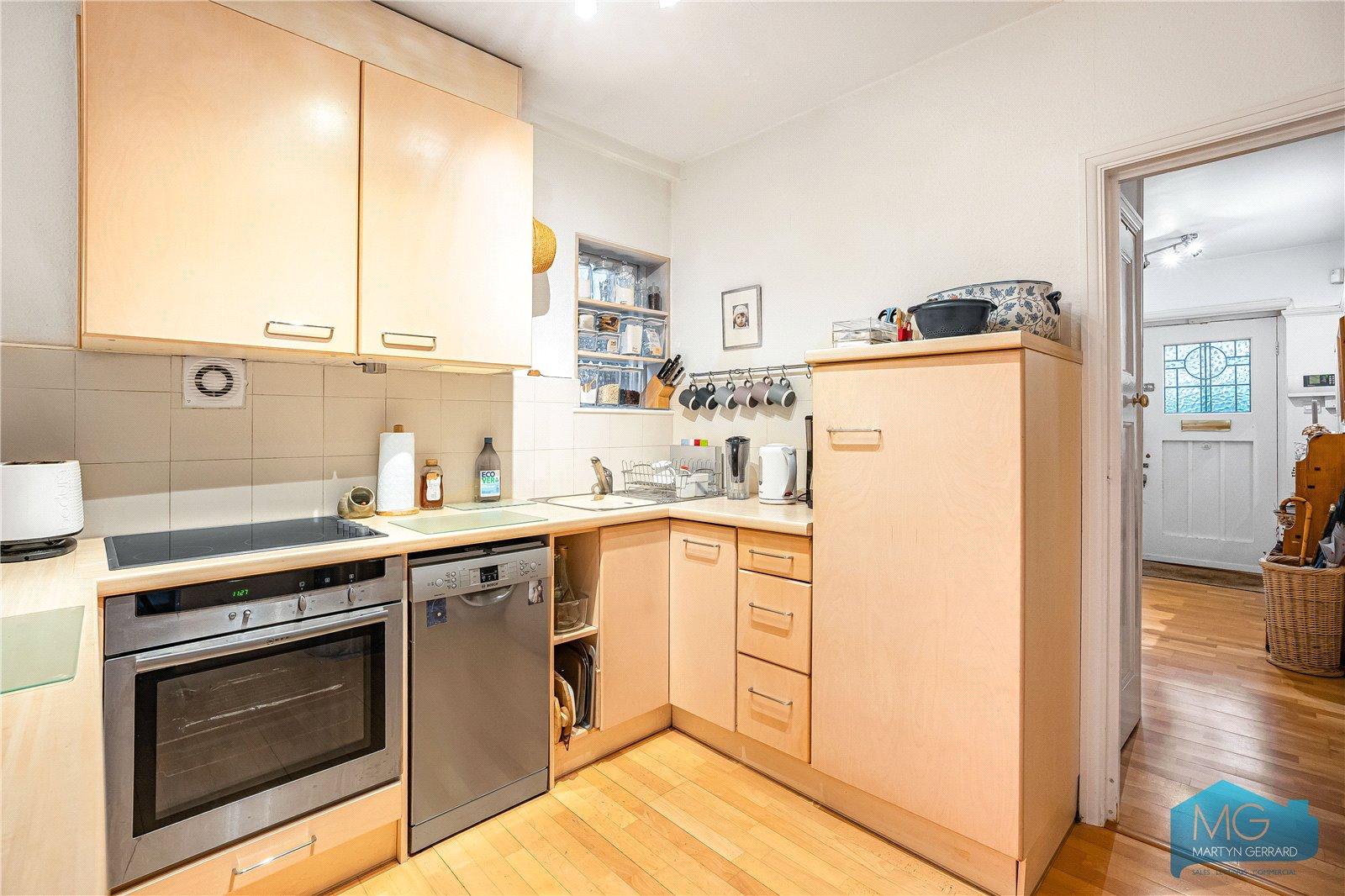 4 bedroom Semi-Detached House for sale - Martyn Gerrard
