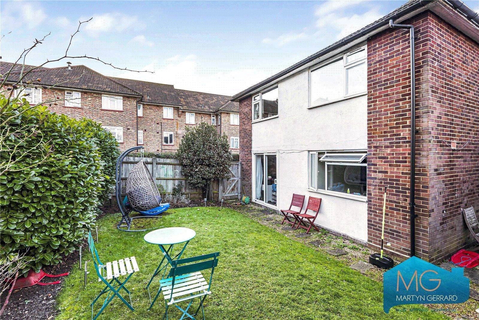 2 bedroom Ground Floor Flat to rent - Martyn Gerrard