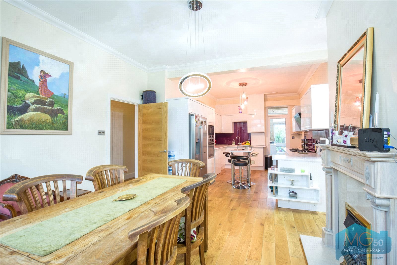 4 bedroom Terraced House to rent - Martyn Gerrard