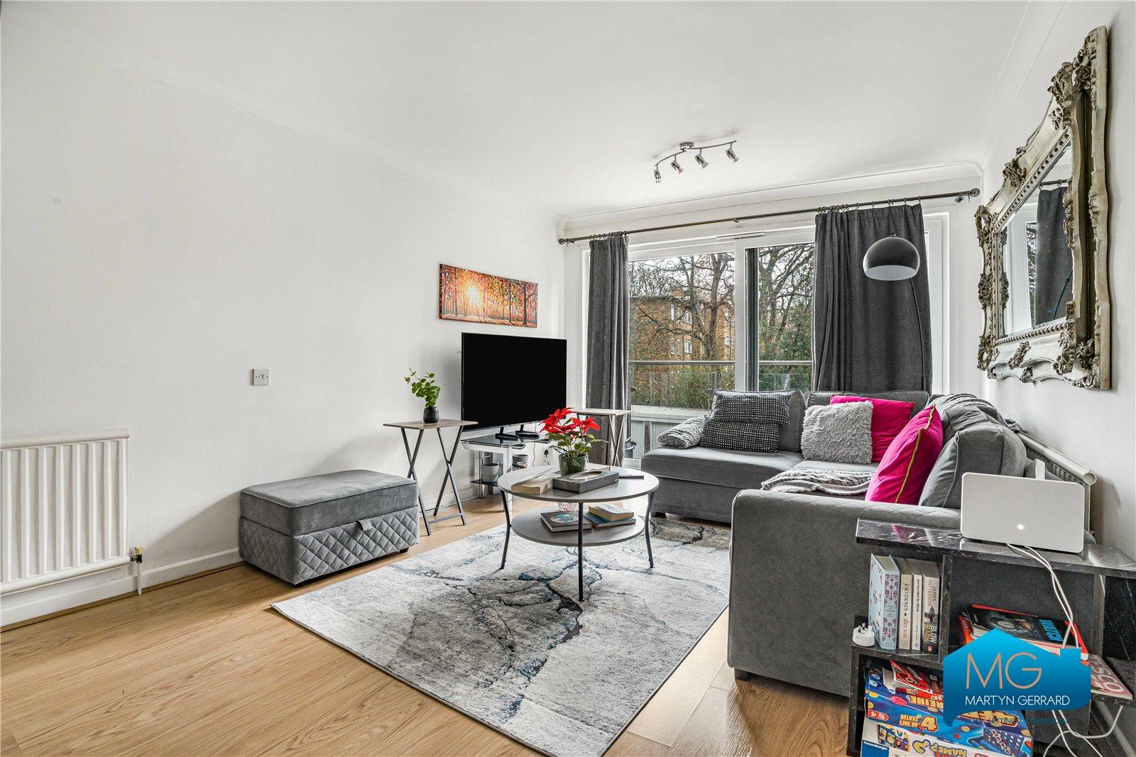 2 bedroom Apartment to rent - Martyn Gerrard