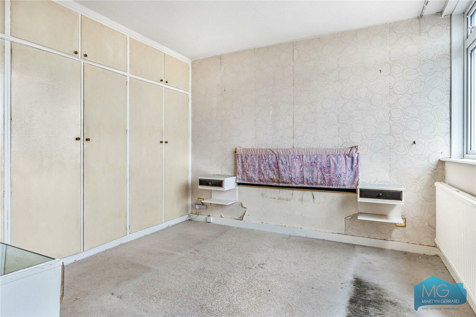 2 bedroom Apartment for sale - Martyn Gerrard
