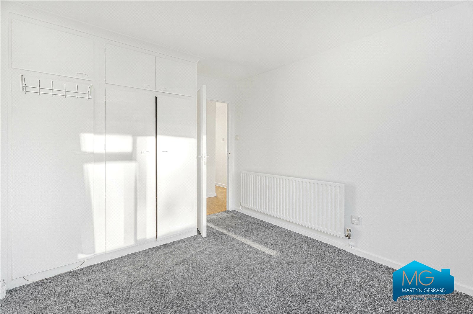 2 bedroom Ground Floor Flat to rent - Martyn Gerrard