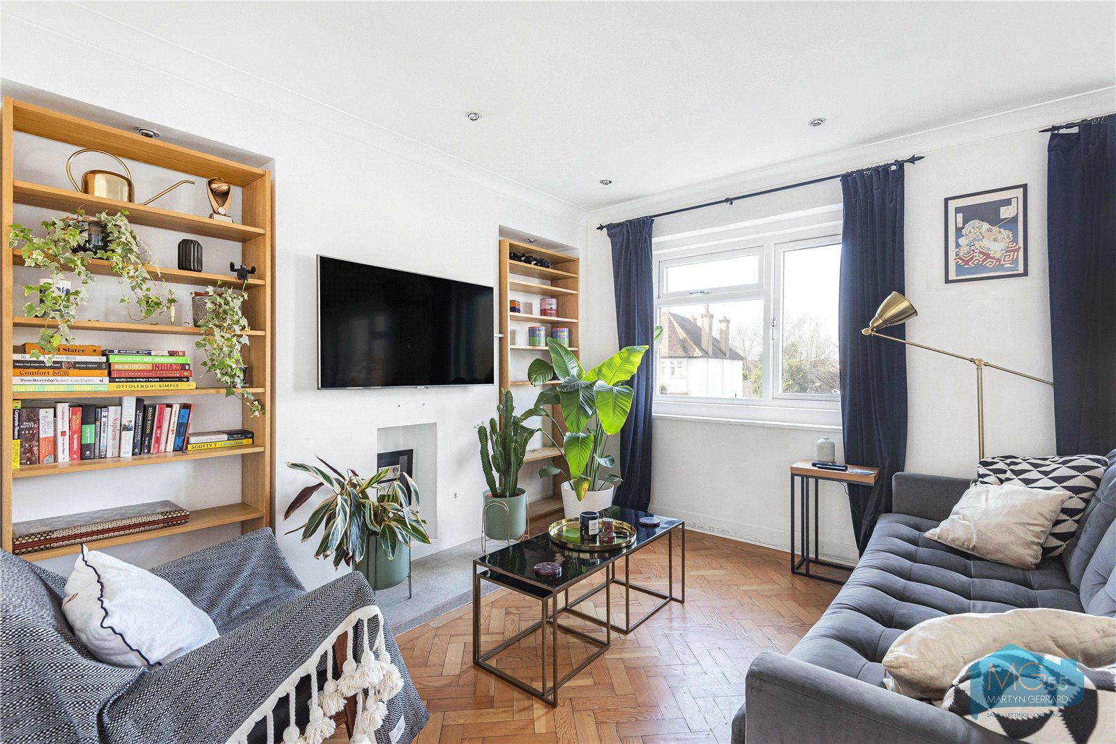 Wentworth Park, Finchley Central, London, N3+  - Martyn Gerrard