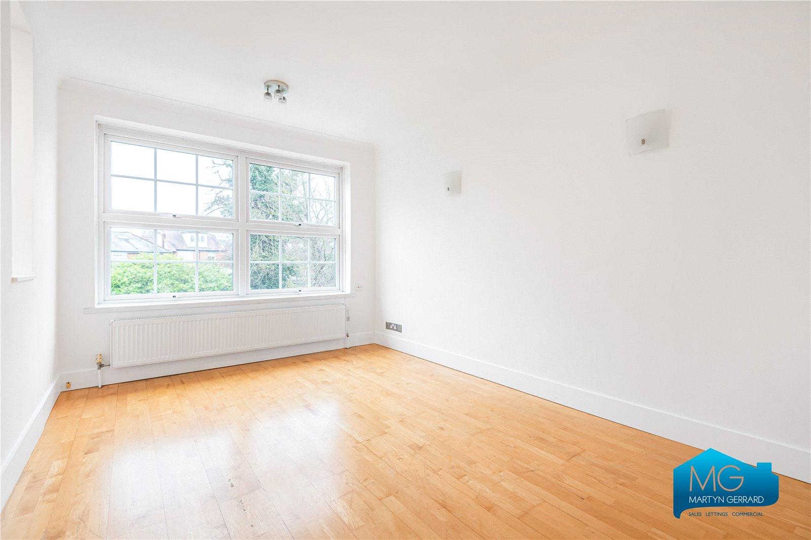 1 bedroom Apartment to rent + ' - Martyn Gerrard