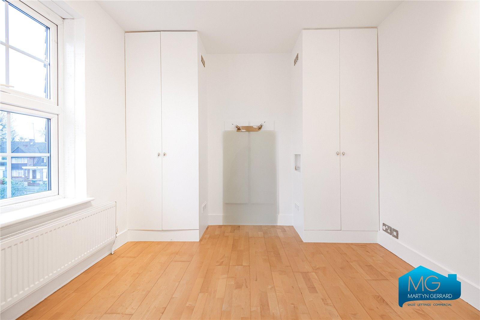 1 bedroom Apartment to rent - Martyn Gerrard