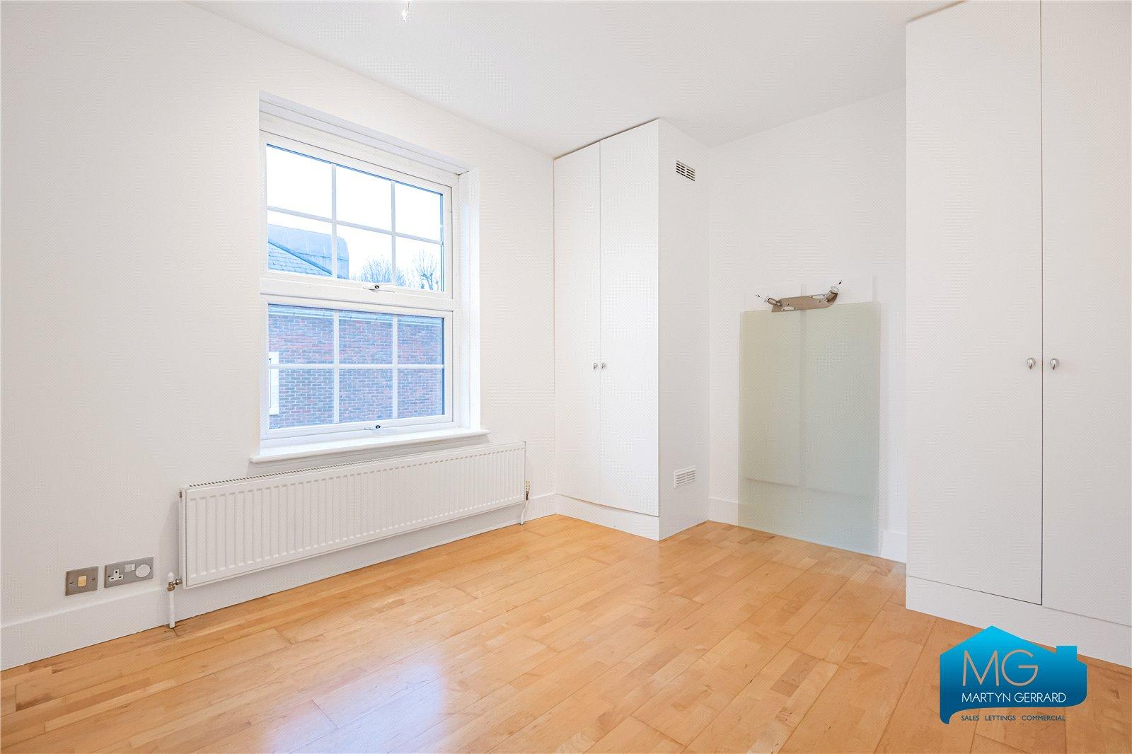 1 bedroom Apartment to rent - Martyn Gerrard