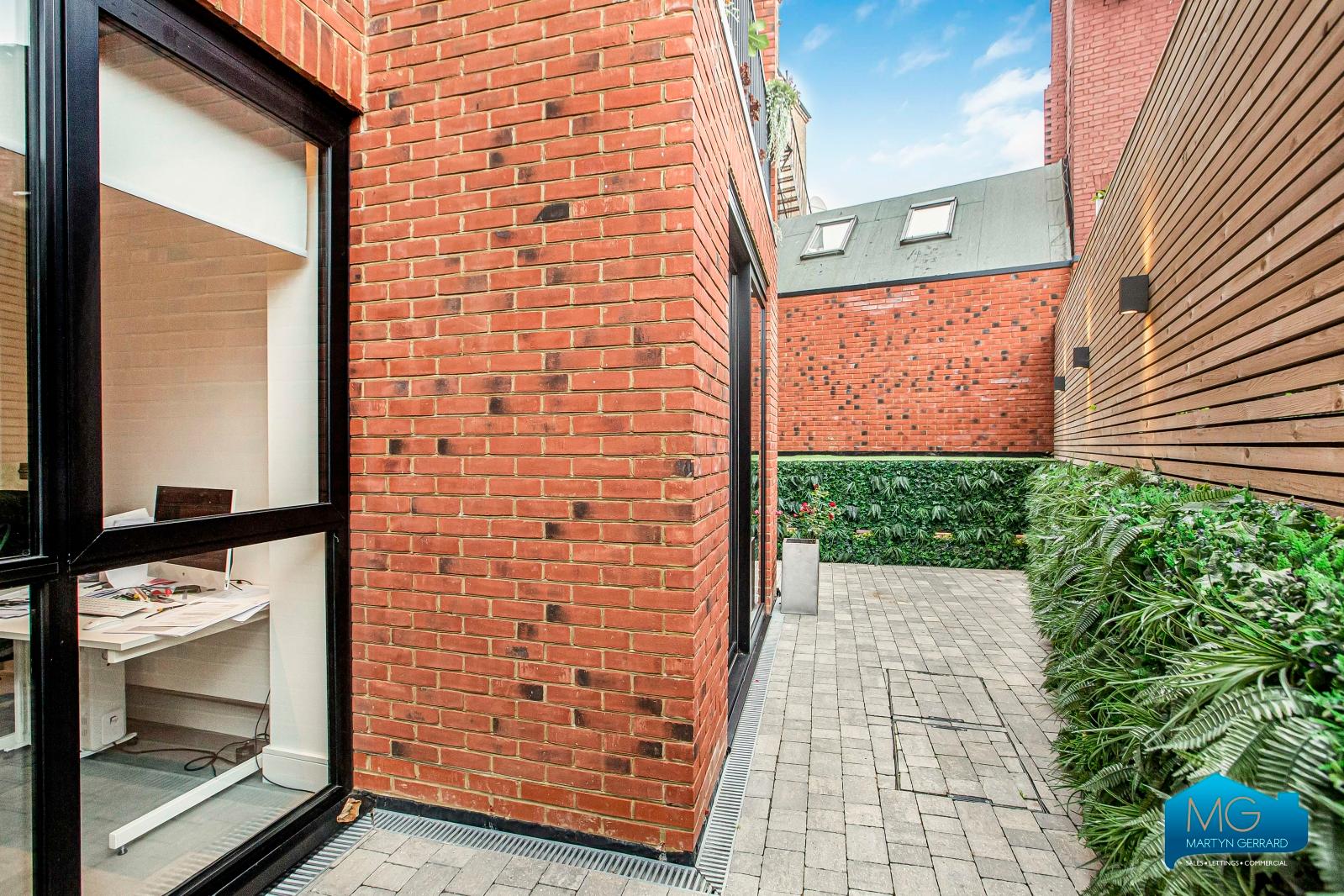 1 bedroom Apartment to rent - Martyn Gerrard