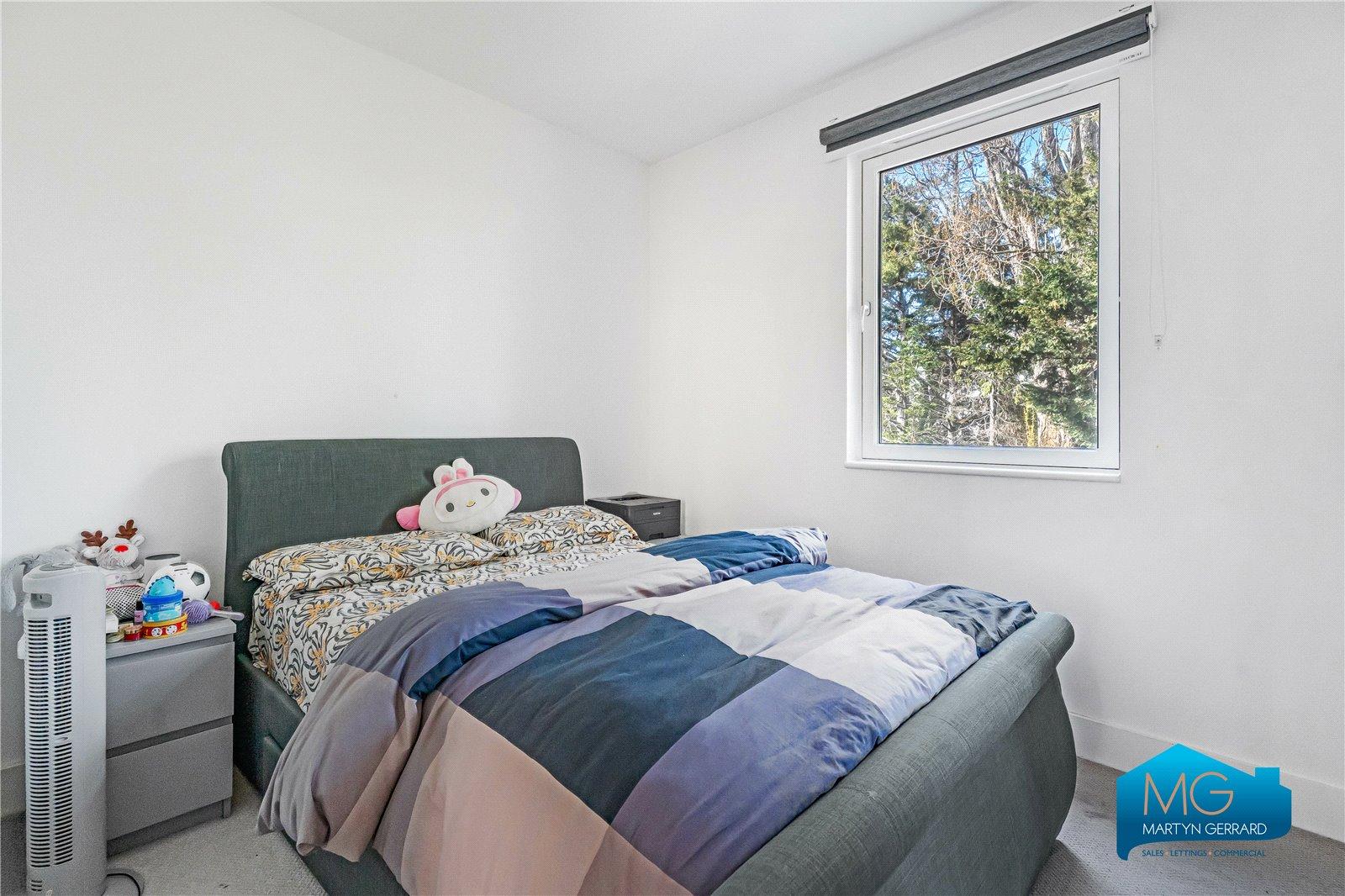 2 bedroom Terraced House to rent - Martyn Gerrard