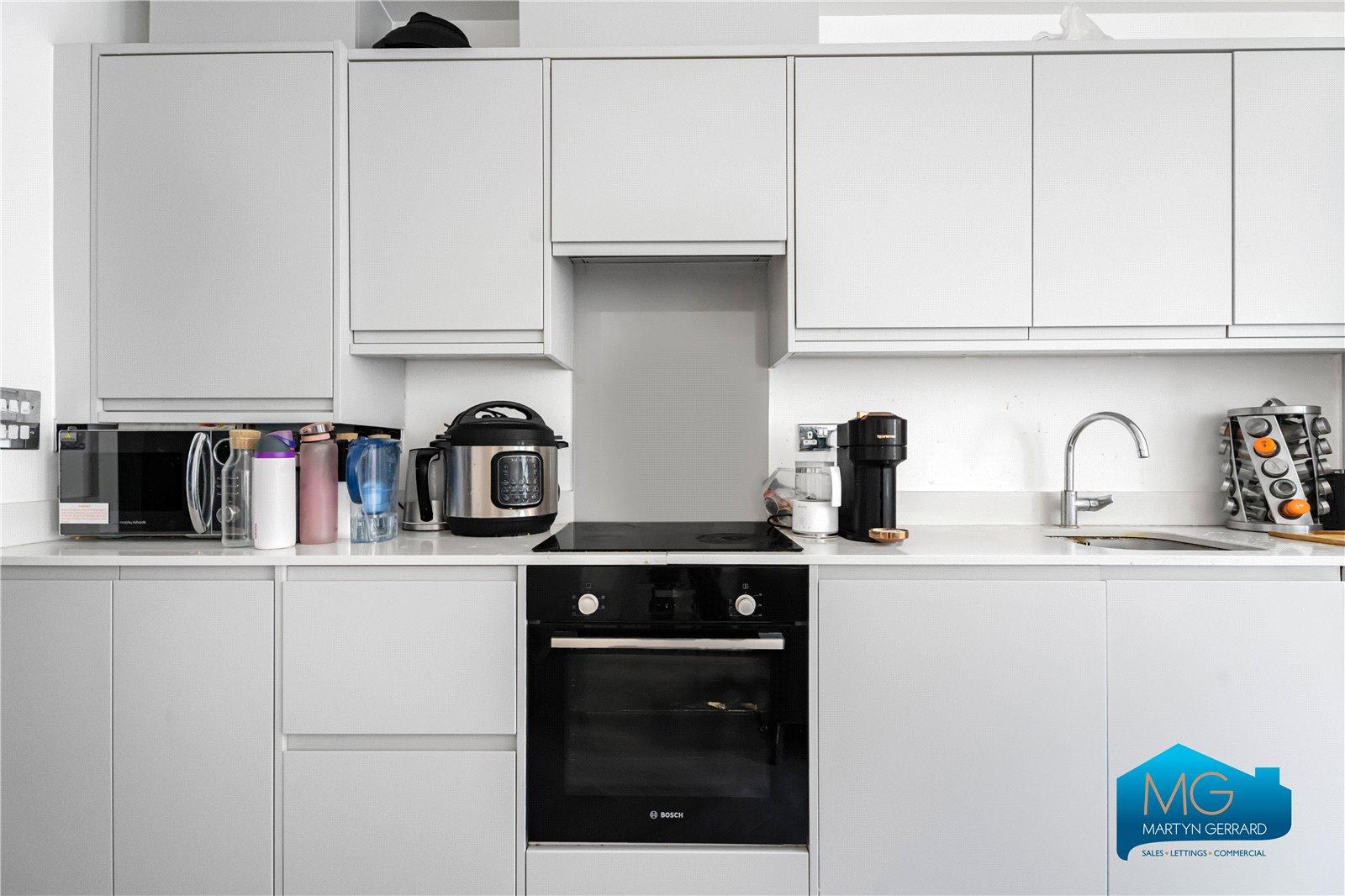 2 bedroom Terraced House to rent - Martyn Gerrard