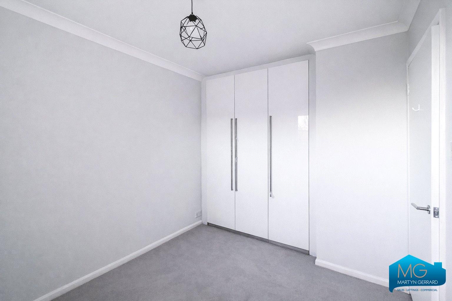 2 bedroom Apartment for sale - Martyn Gerrard