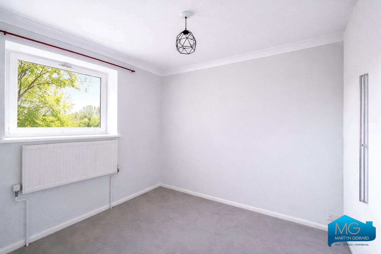 2 bedroom Apartment for sale - Martyn Gerrard
