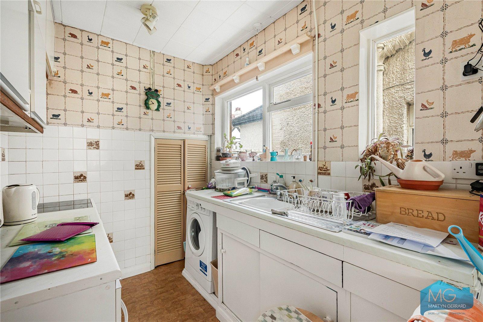 3 bedroom Semi-Detached House for sale - Martyn Gerrard