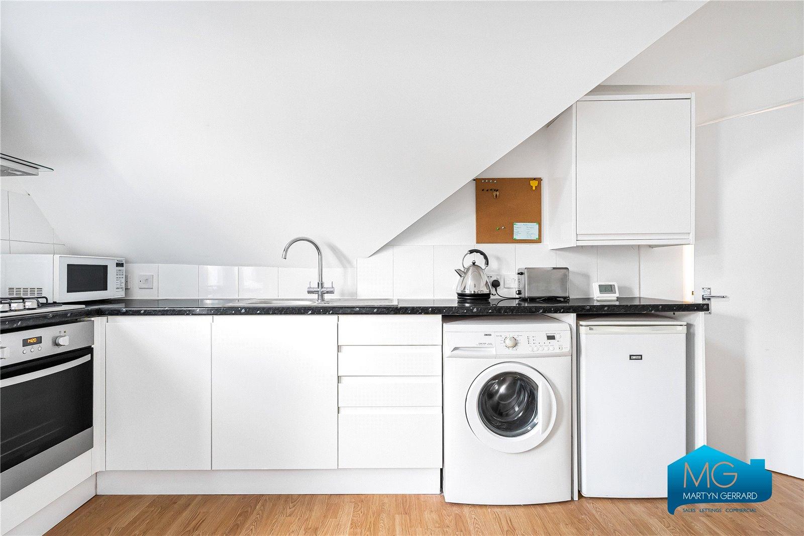 1 bedroom Apartment to rent - Martyn Gerrard