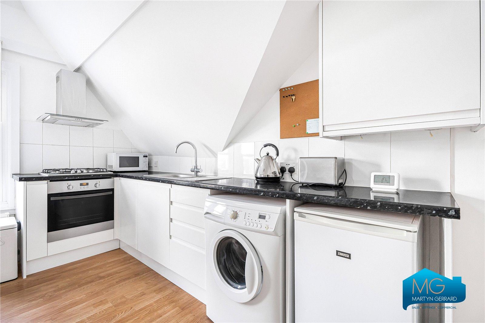 1 bedroom Apartment to rent - Martyn Gerrard