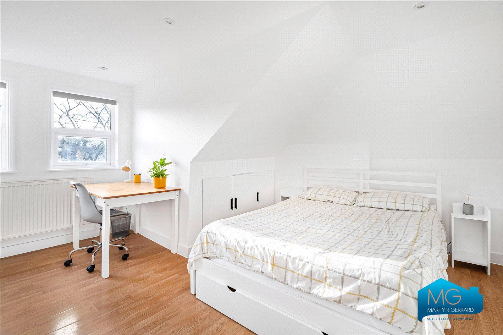 1 bedroom Apartment to rent - Martyn Gerrard