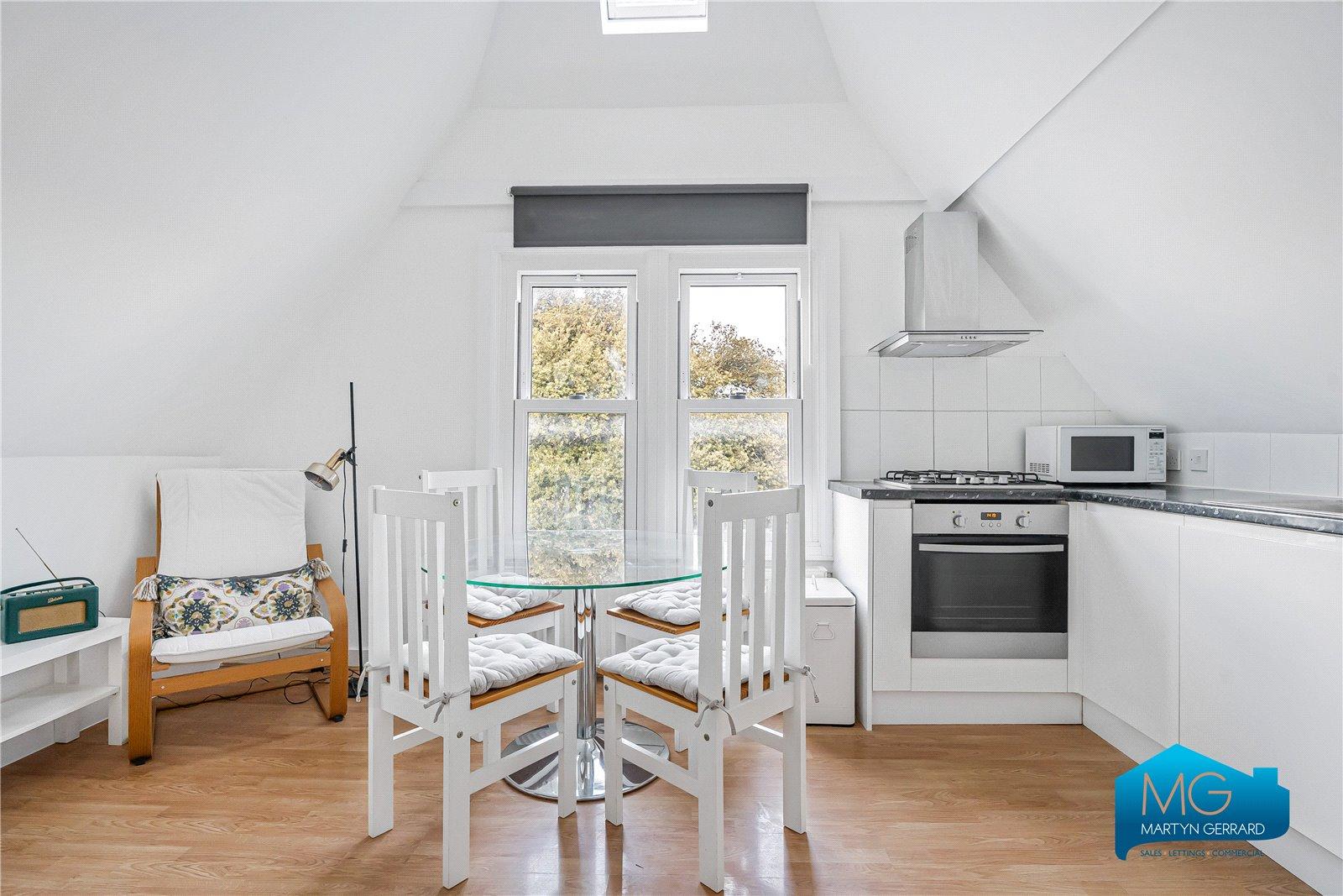 1 bedroom Apartment to rent - Martyn Gerrard