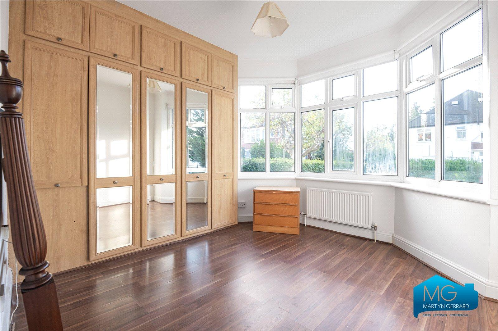 1 bedroom Ground Floor Flat to rent - Martyn Gerrard