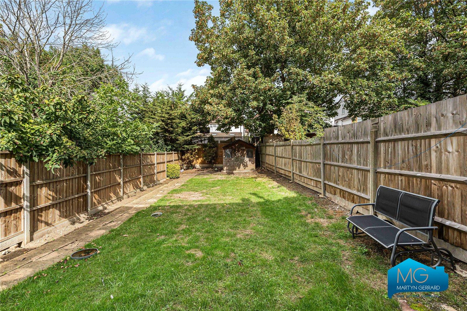 4 bedroom Semi-Detached House to rent - Martyn Gerrard