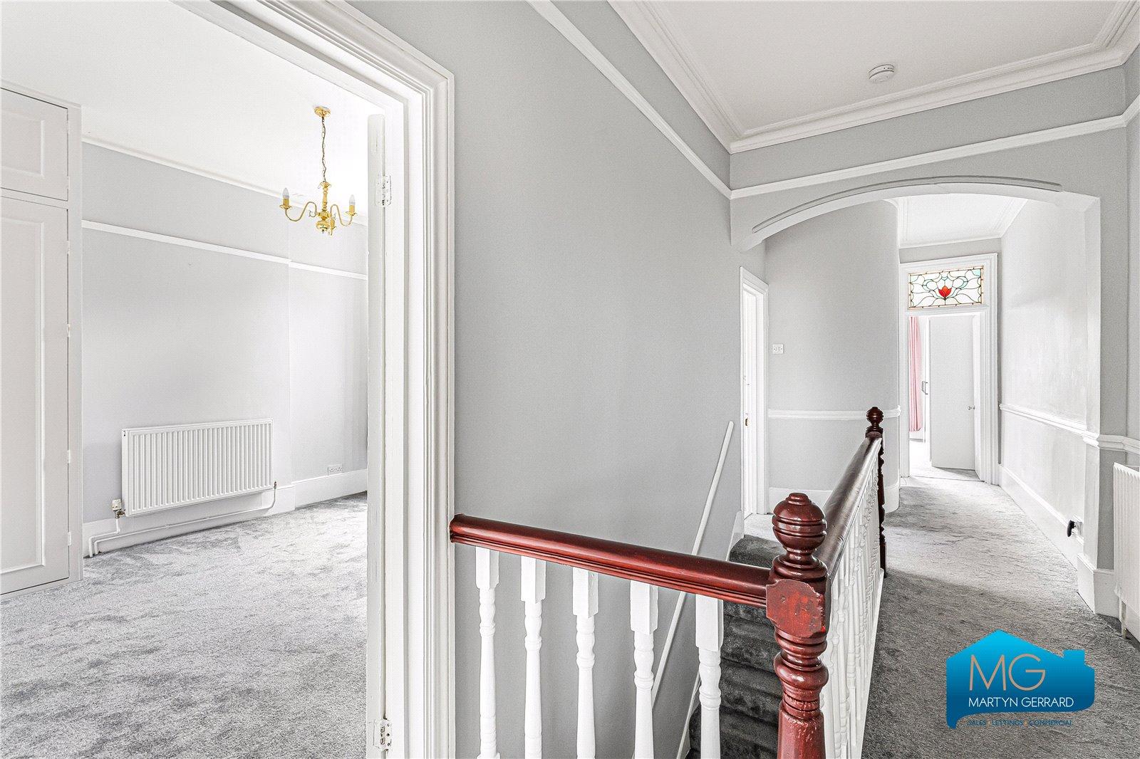 4 bedroom Semi-Detached House to rent - Martyn Gerrard