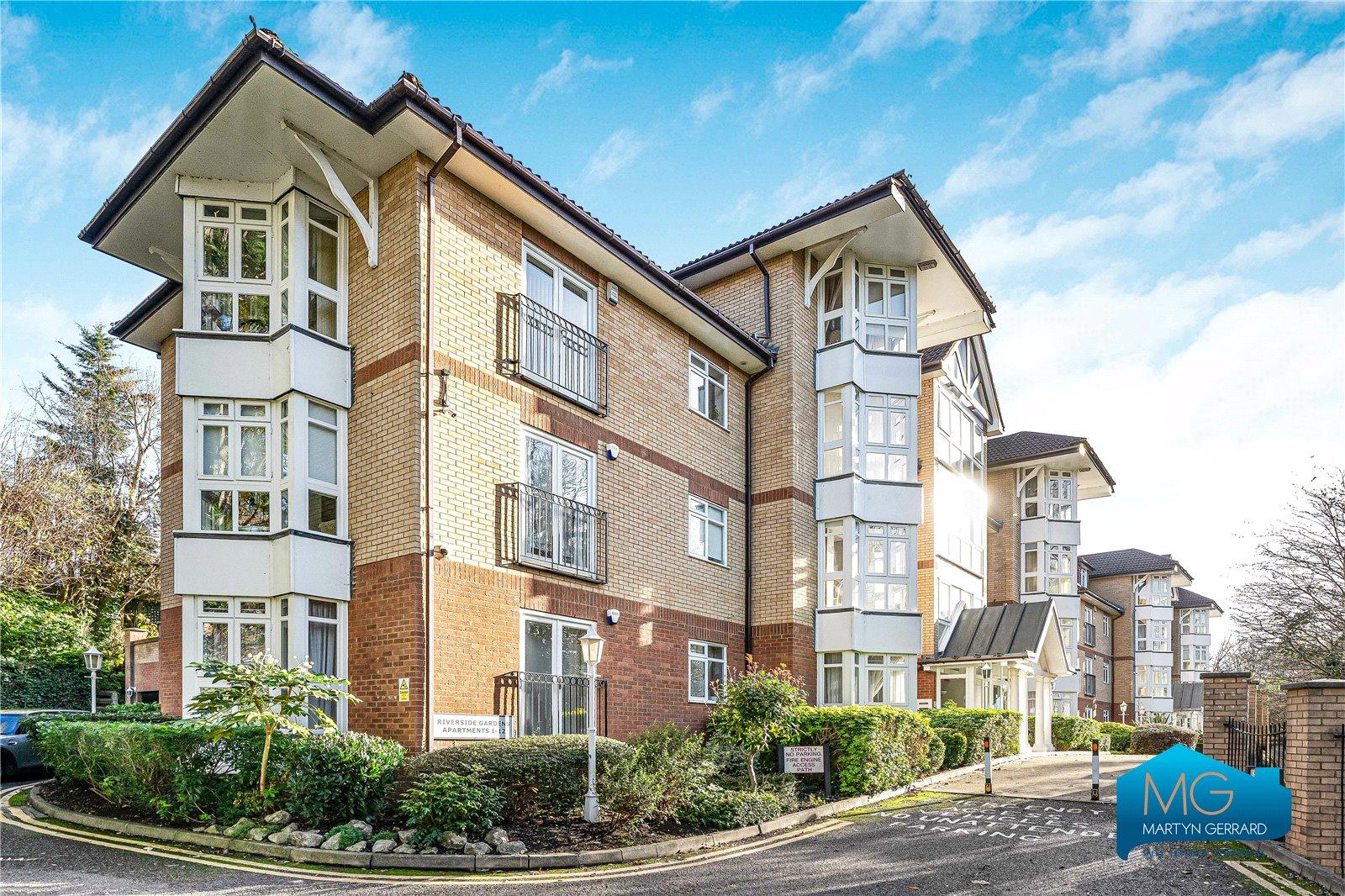 2 bedroom Apartment to rent - Martyn Gerrard