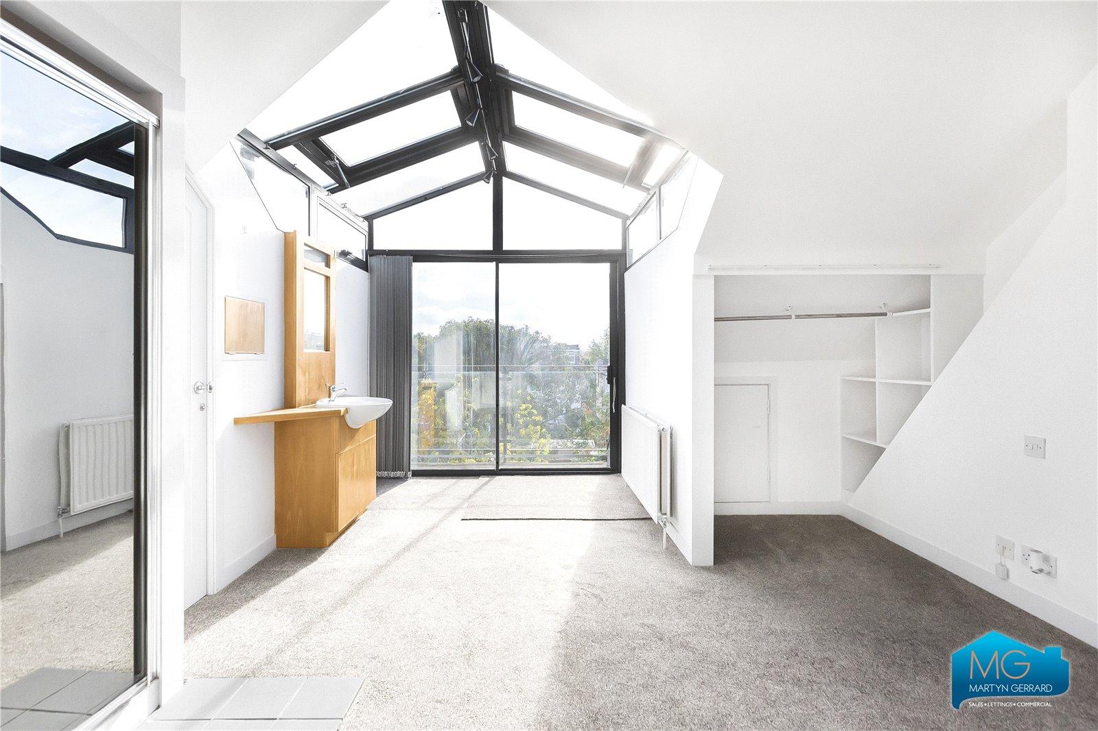 4 bedroom Terraced House to rent - Martyn Gerrard