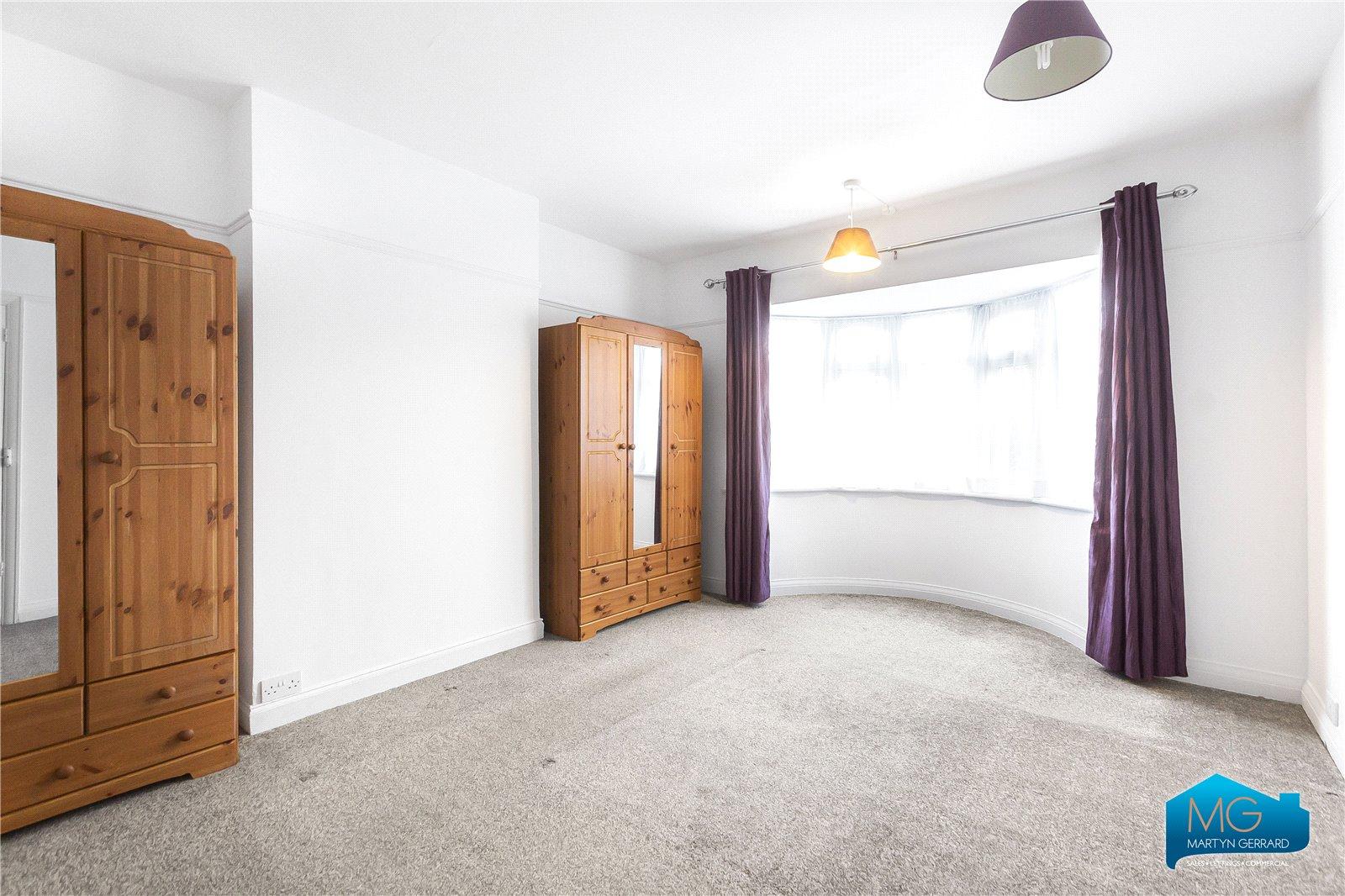 4 bedroom Terraced House to rent - Martyn Gerrard