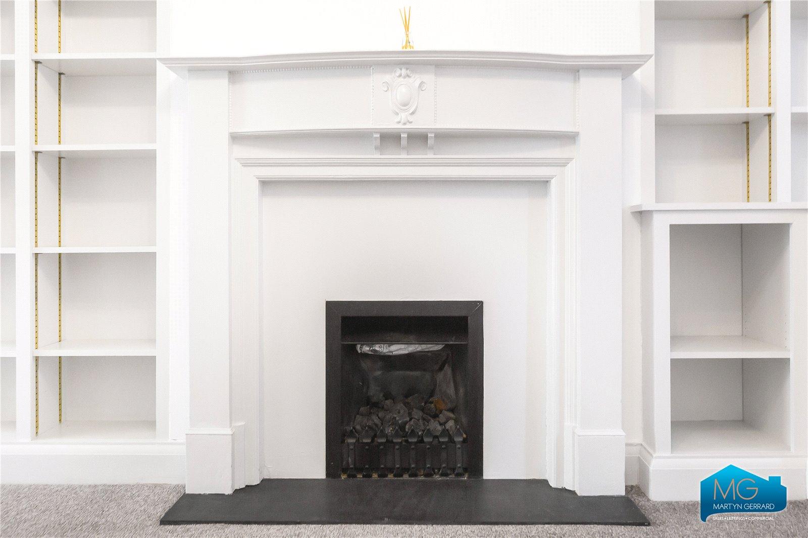 4 bedroom Terraced House to rent - Martyn Gerrard