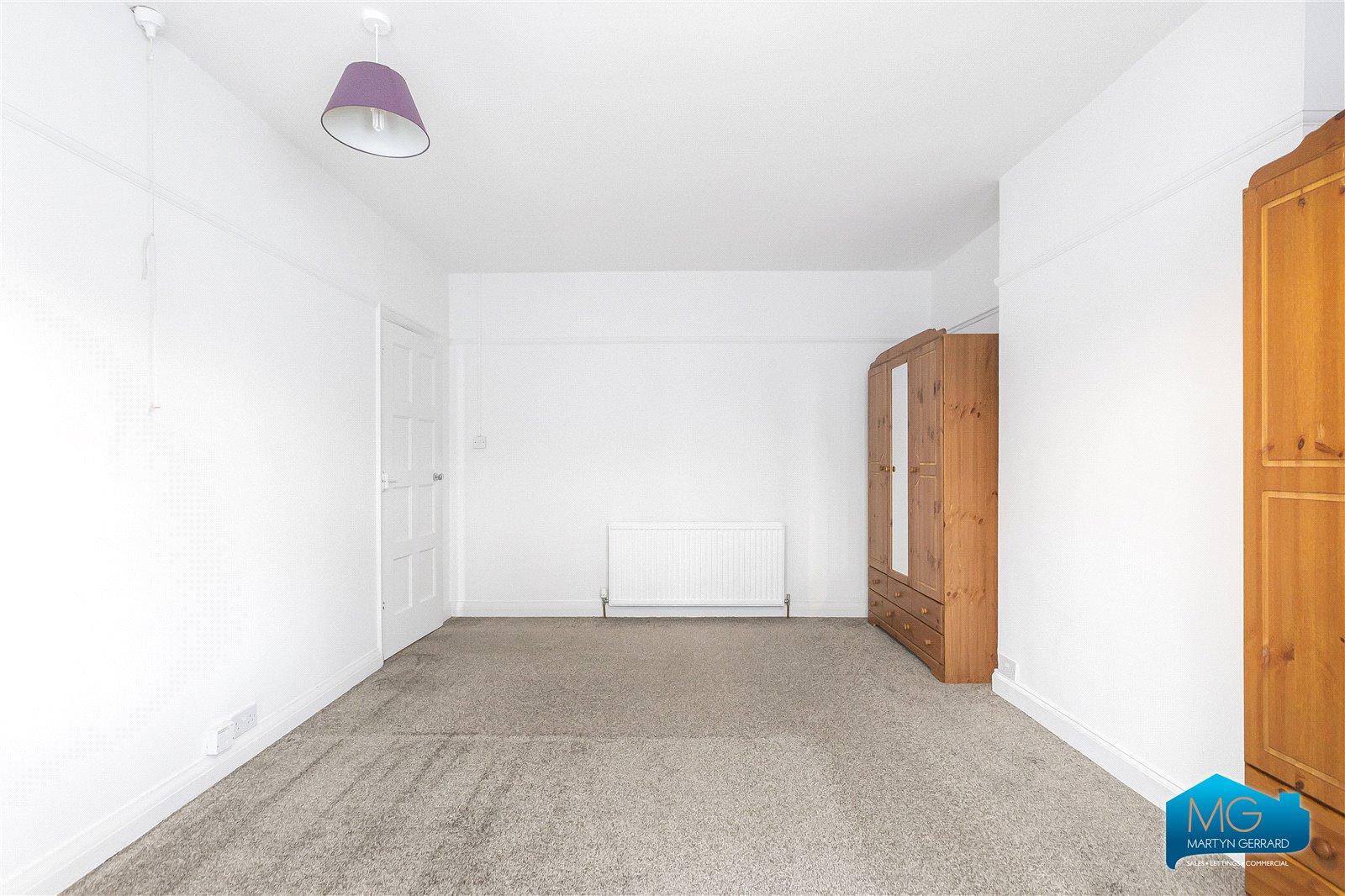 4 bedroom Terraced House to rent - Martyn Gerrard