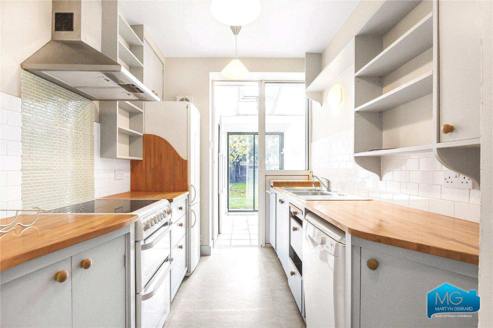 4 bedroom Terraced House to rent - Martyn Gerrard
