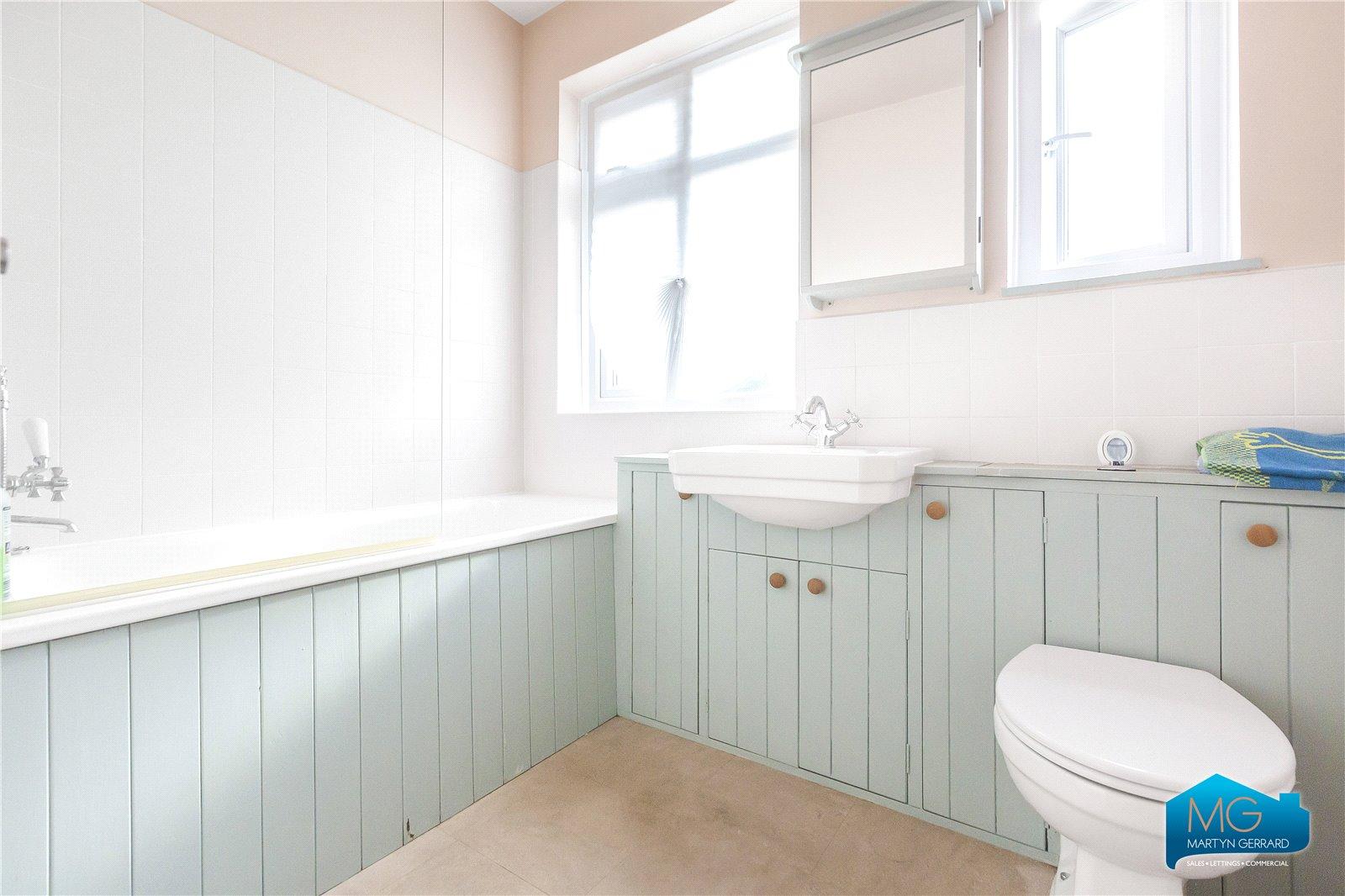 4 bedroom Terraced House to rent - Martyn Gerrard