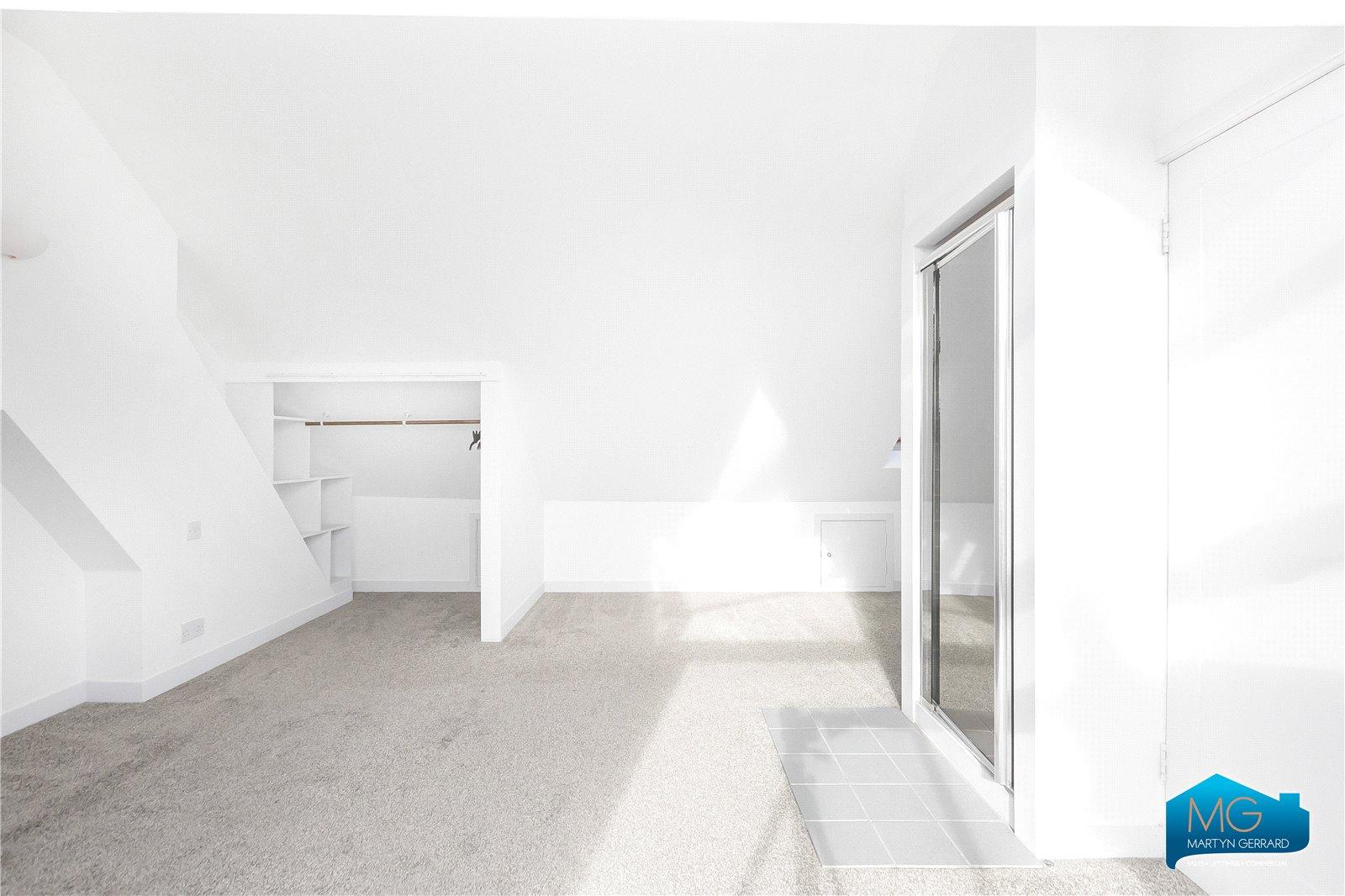 4 bedroom Terraced House to rent - Martyn Gerrard