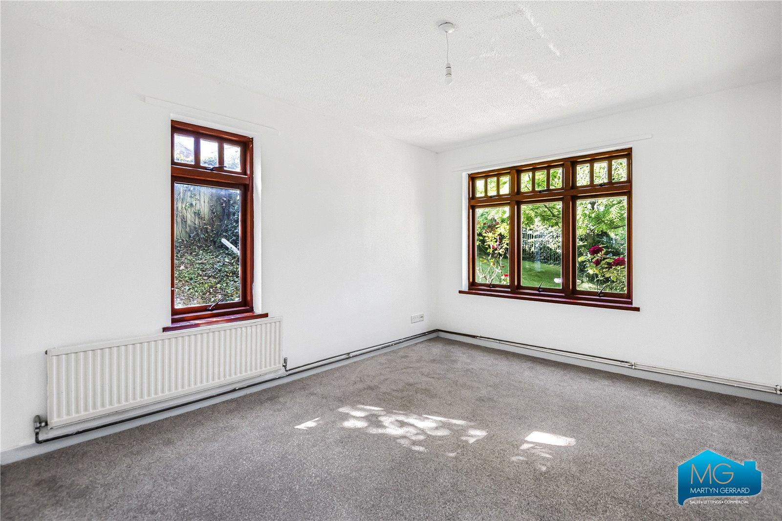 3 bedroom Detached House to rent - Martyn Gerrard