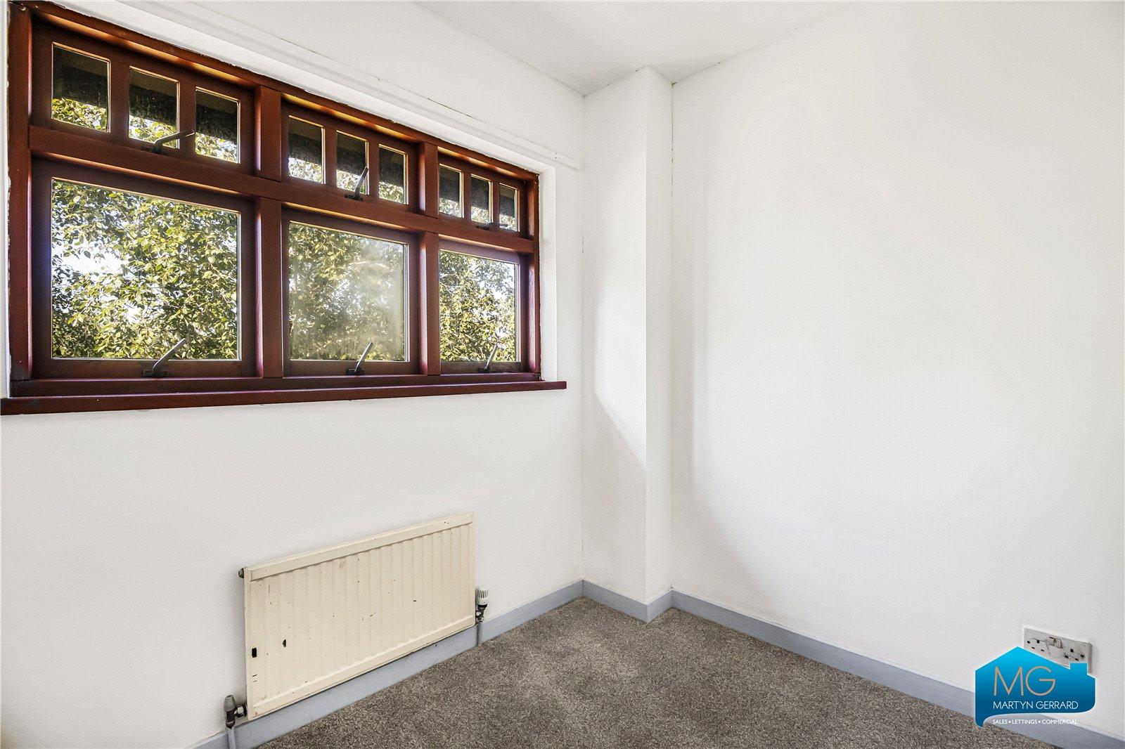 3 bedroom Detached House to rent - Martyn Gerrard