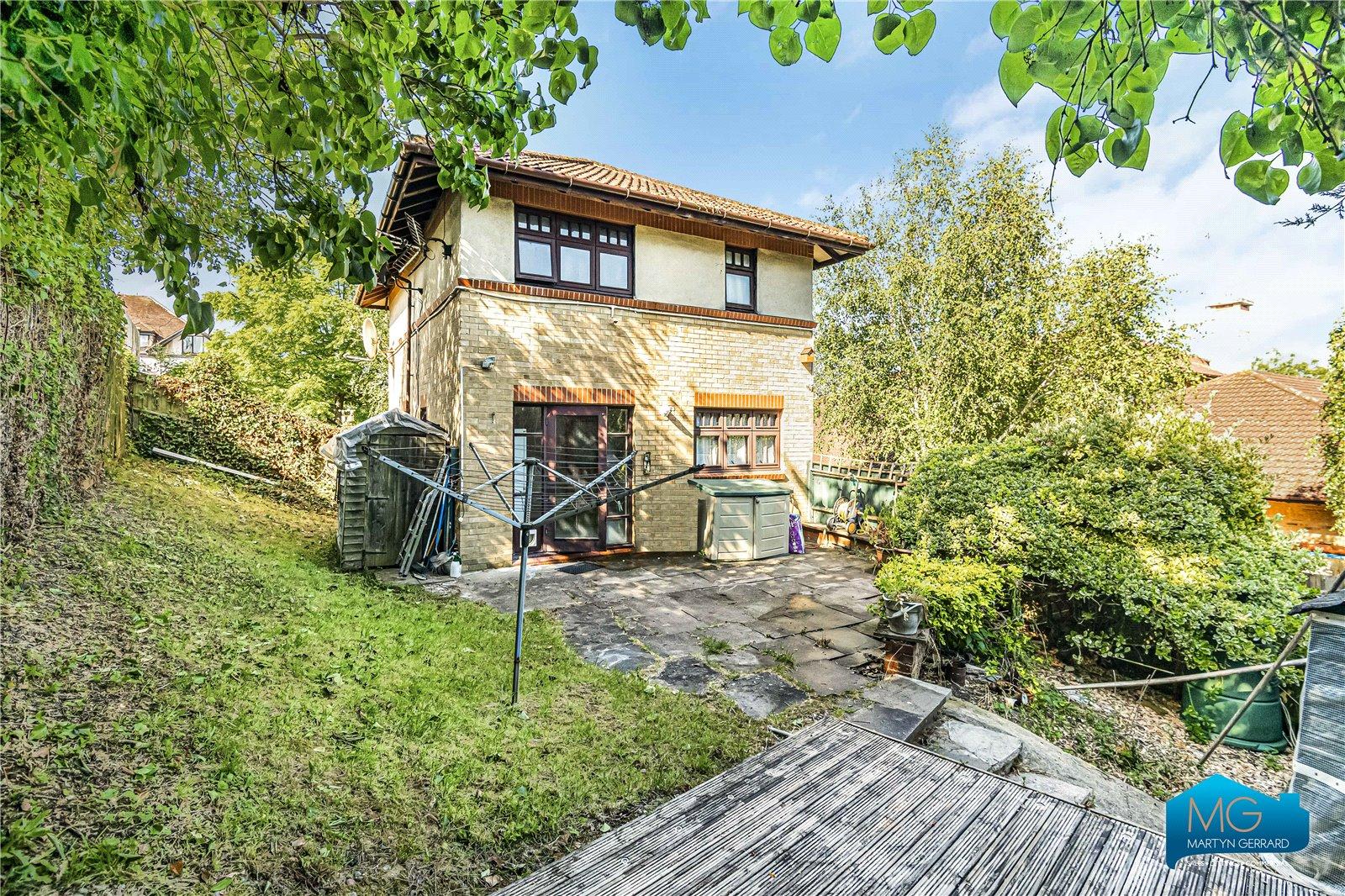 3 bedroom Detached House to rent - Martyn Gerrard