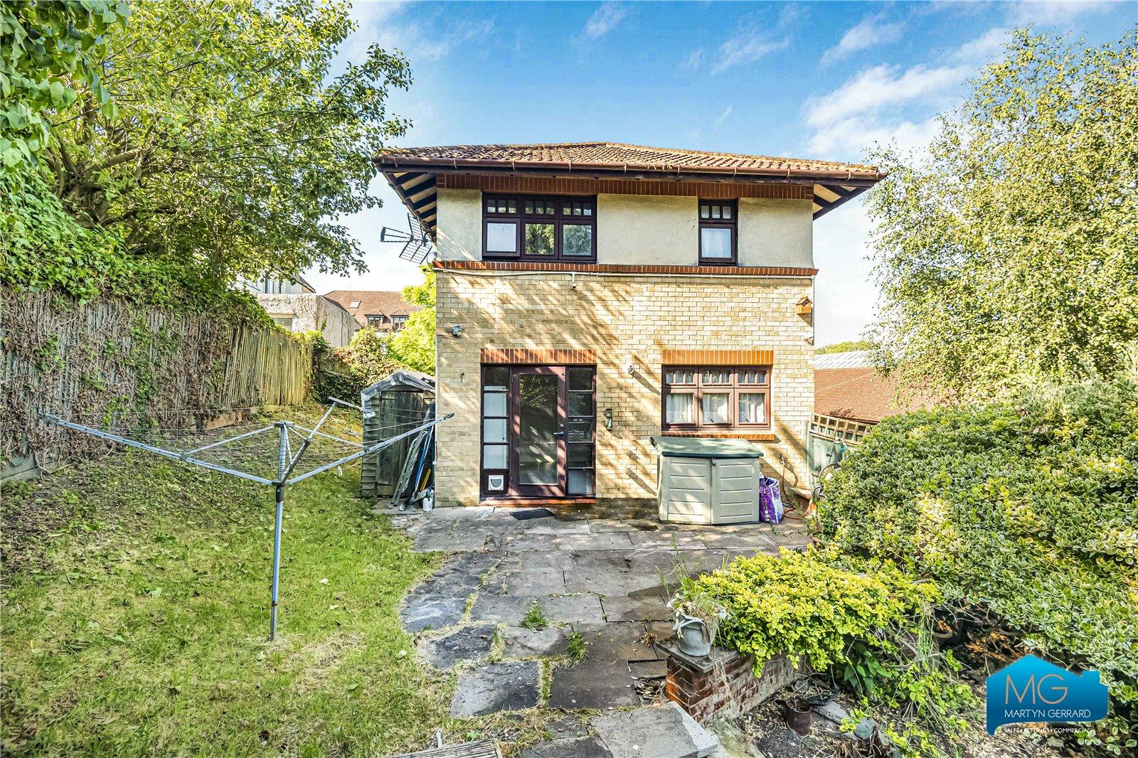 3 bedroom Detached House to rent - Martyn Gerrard