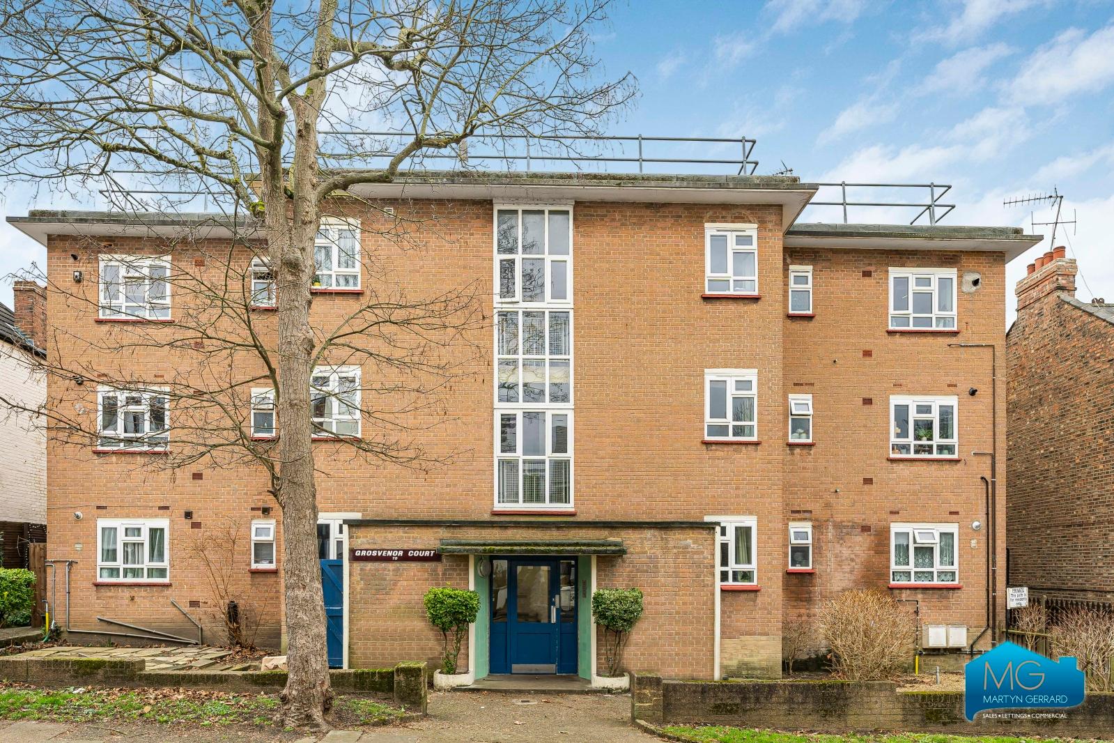 3 bedroom Apartment to rent - Martyn Gerrard