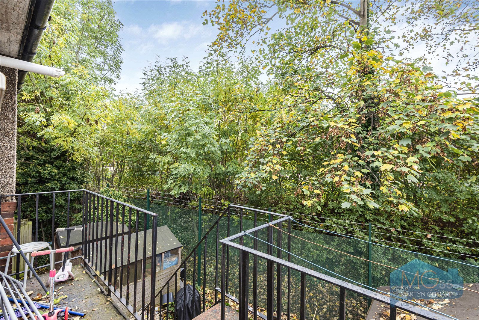 2 bedroom Apartment to rent - Martyn Gerrard