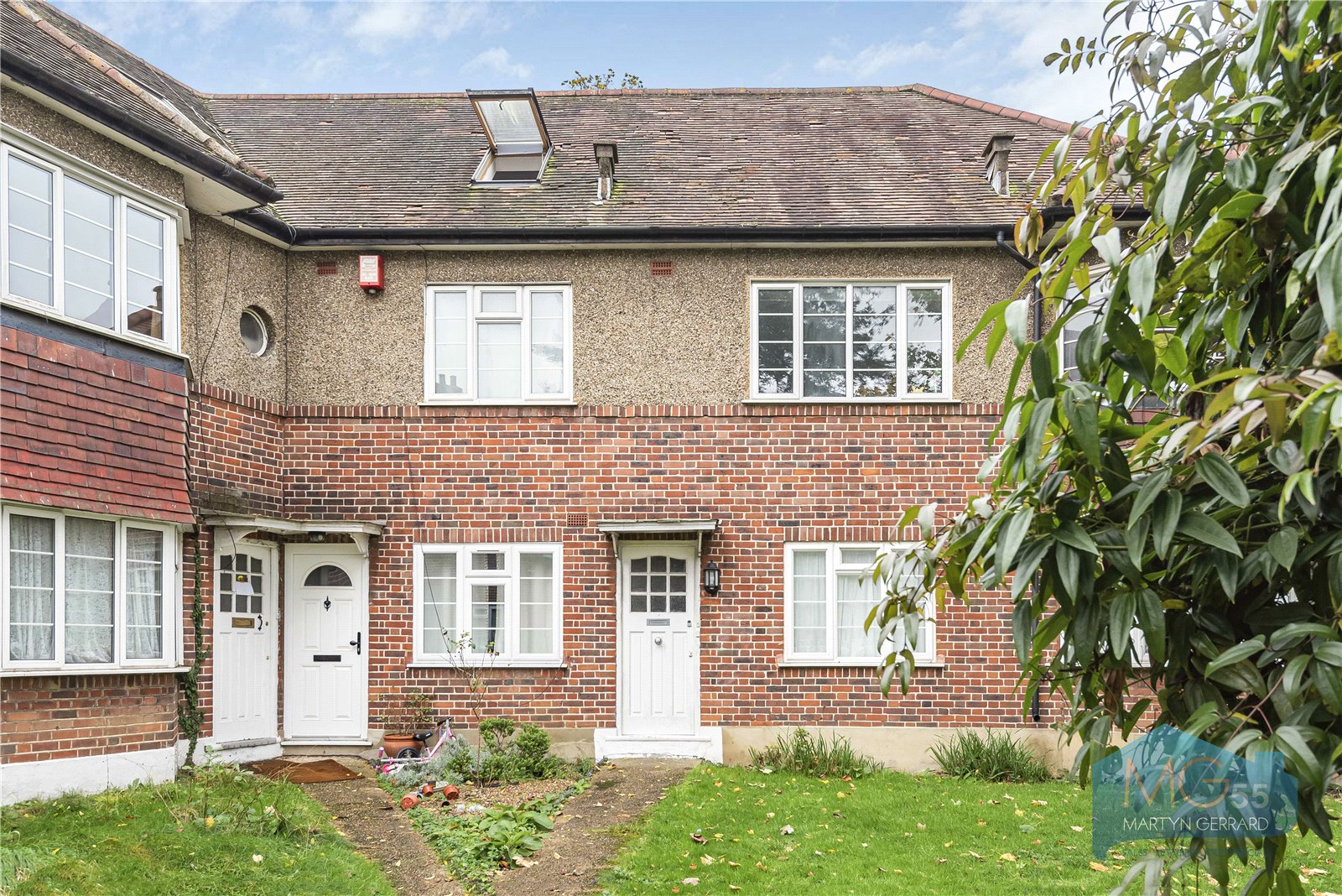 Crescent Road, Finchley Central, London, N3+  - Martyn Gerrard