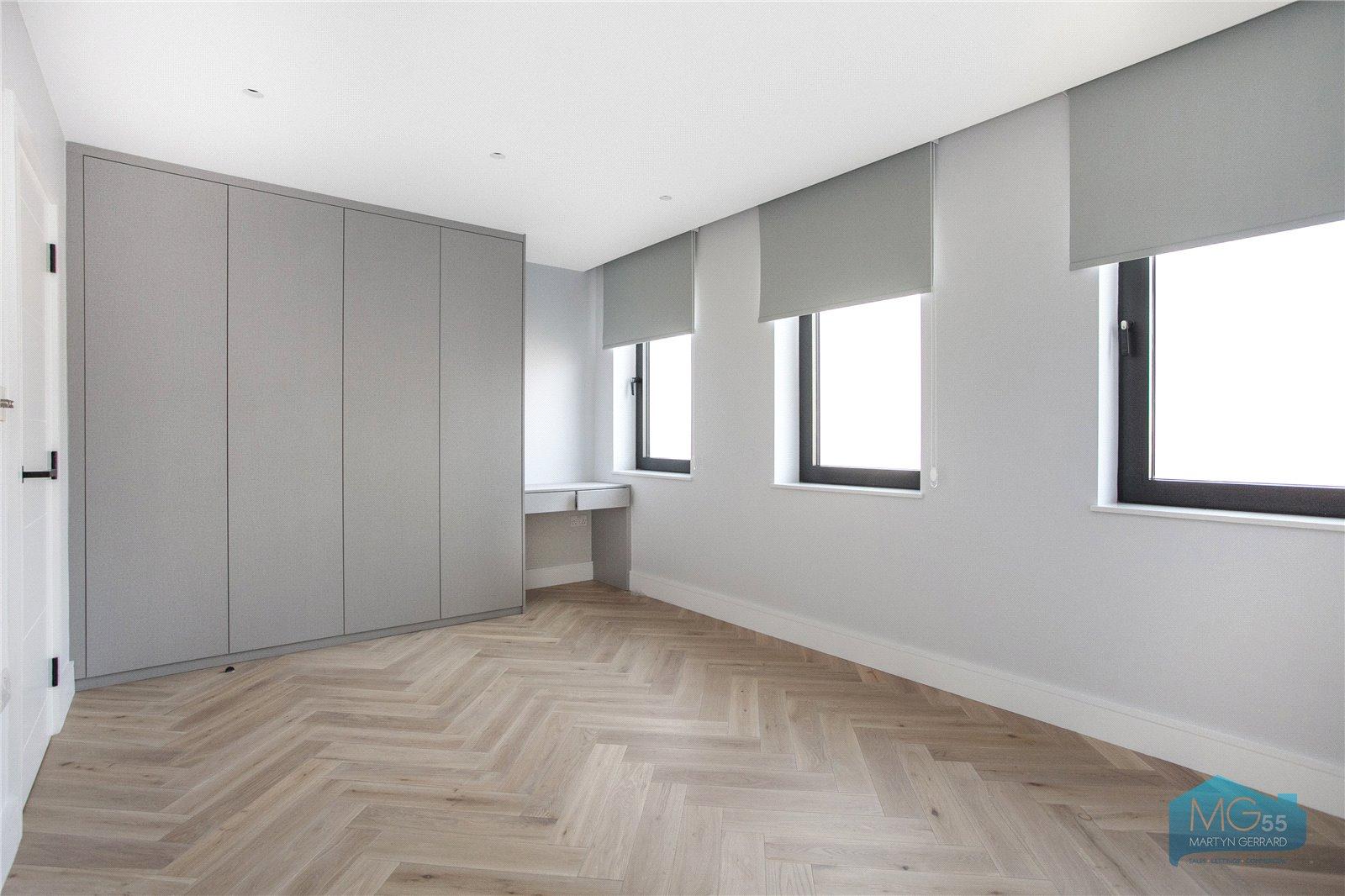 1 bedroom Ground Floor Flat to rent - Martyn Gerrard