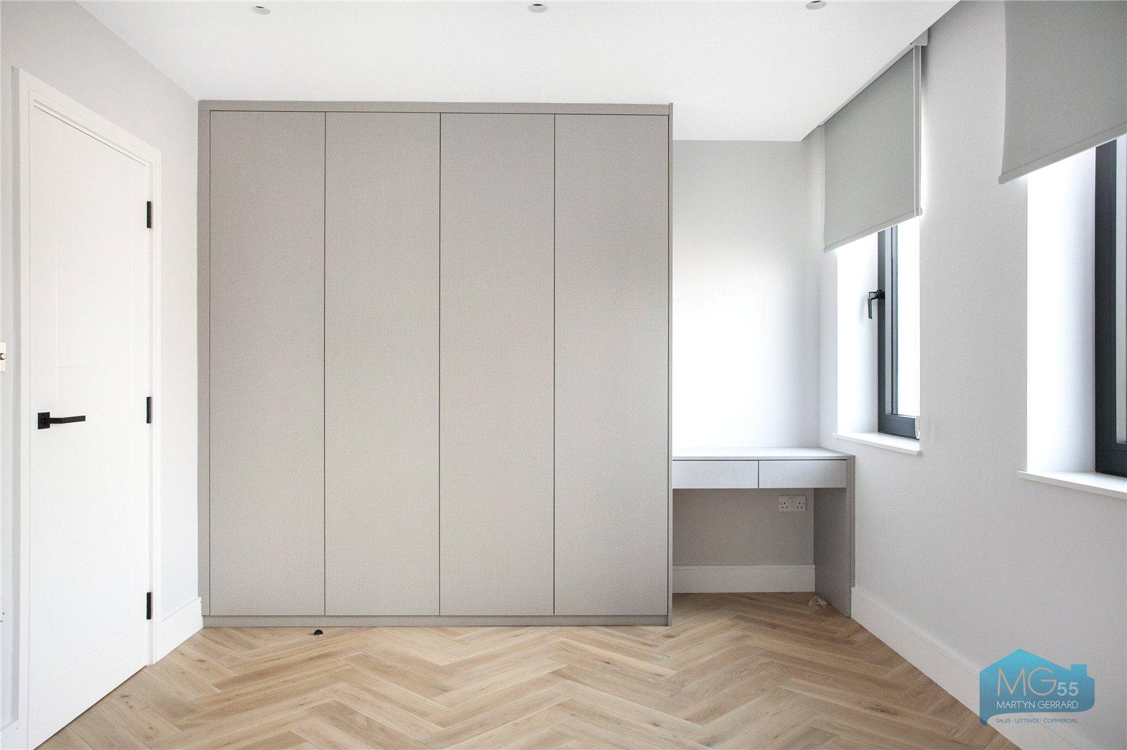 1 bedroom Ground Floor Flat to rent - Martyn Gerrard
