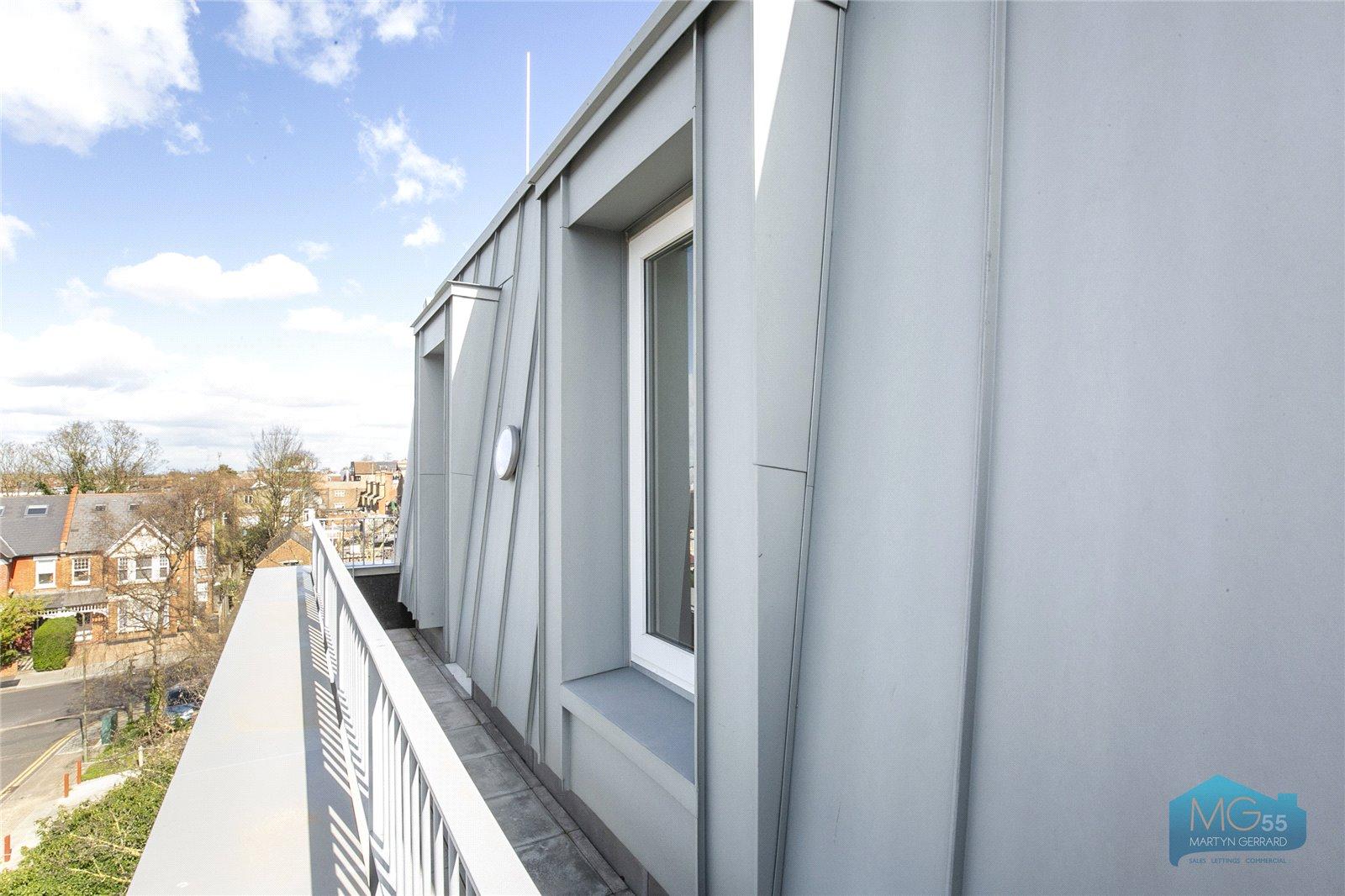 1 bedroom Apartment to rent - Martyn Gerrard