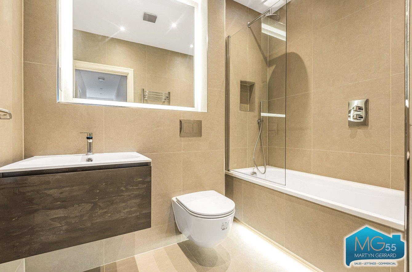 1 bedroom Ground Floor Flat to rent - Martyn Gerrard