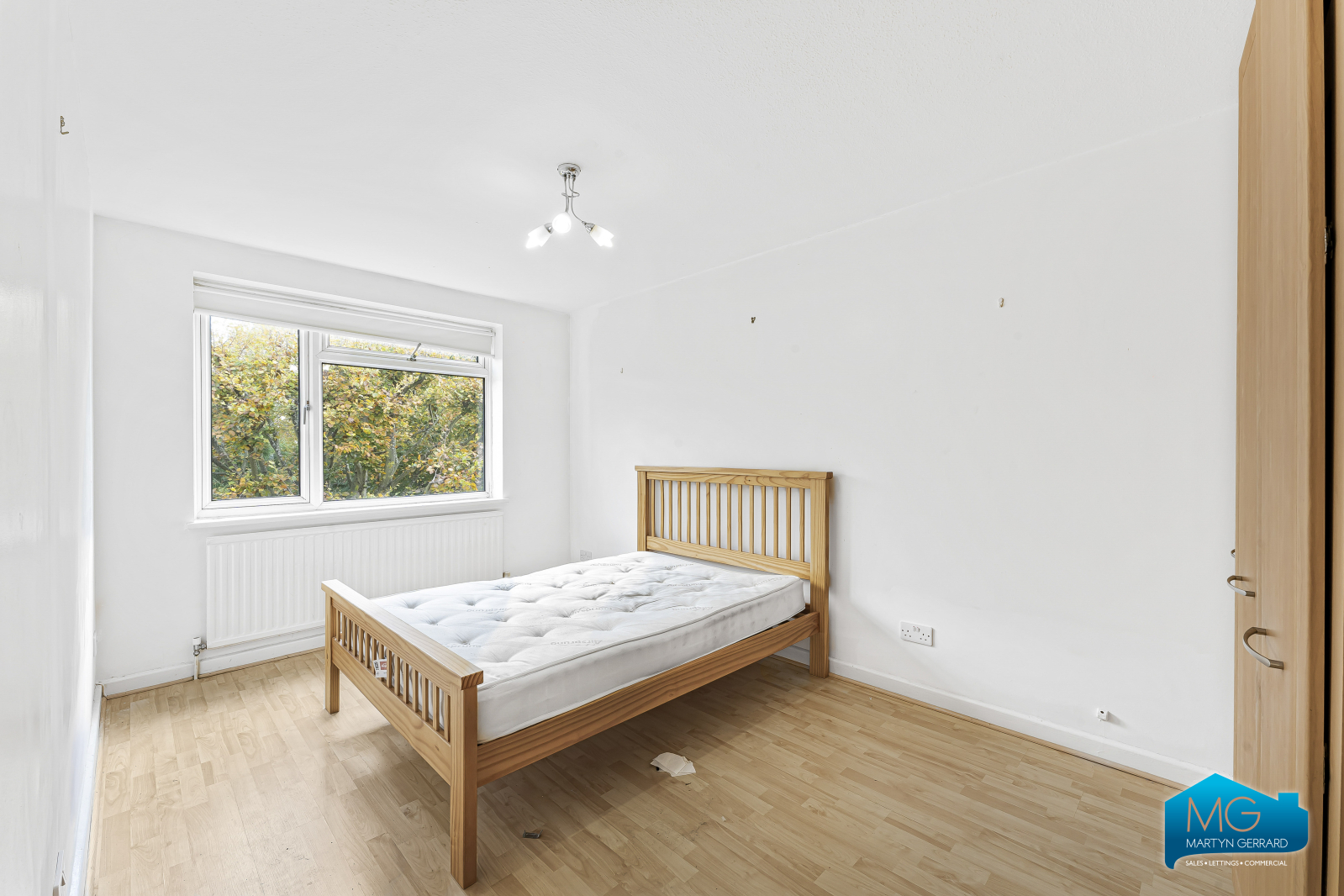 3 bedroom Apartment to rent - Martyn Gerrard