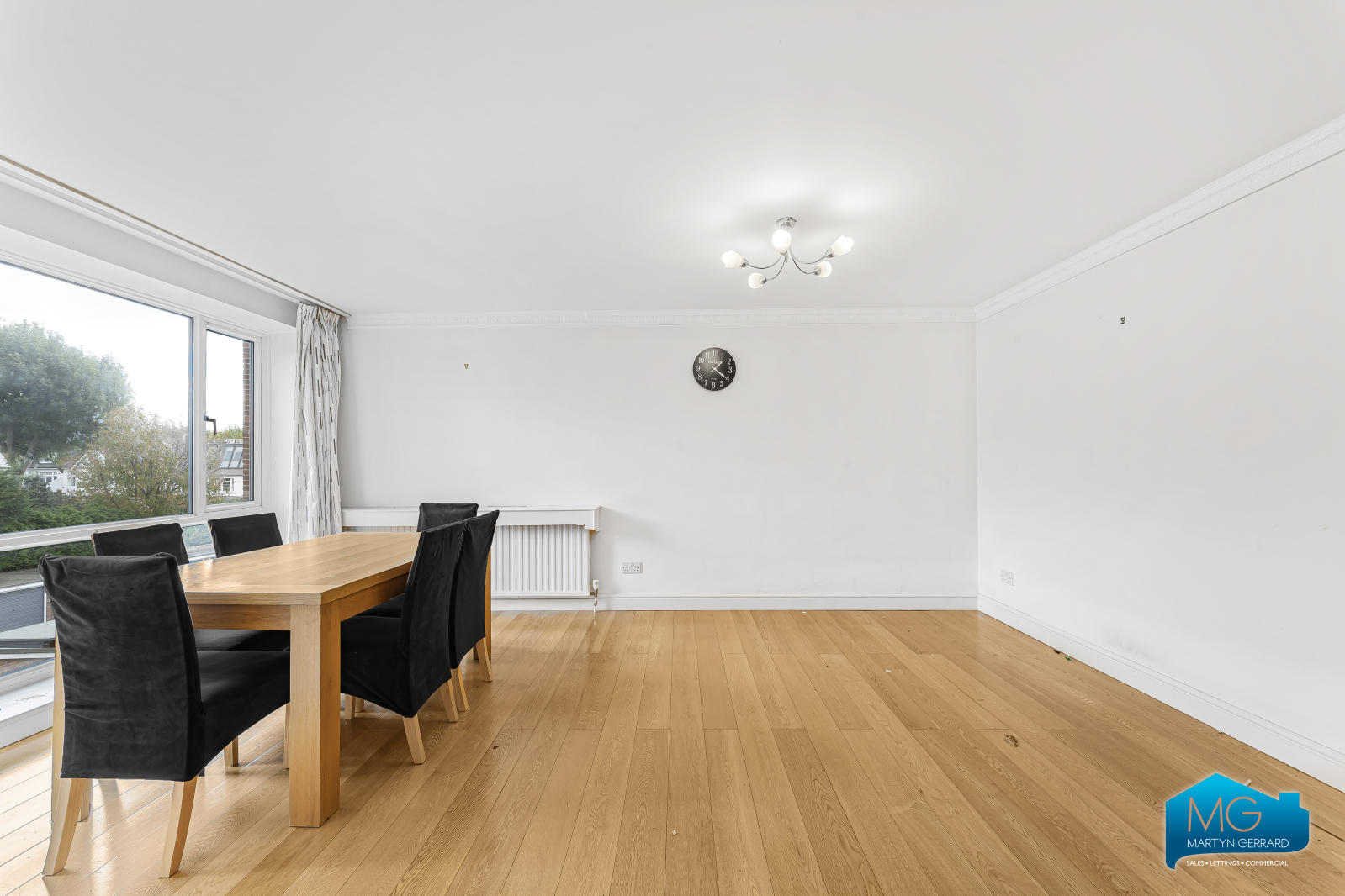 3 bedroom Apartment to rent - Martyn Gerrard